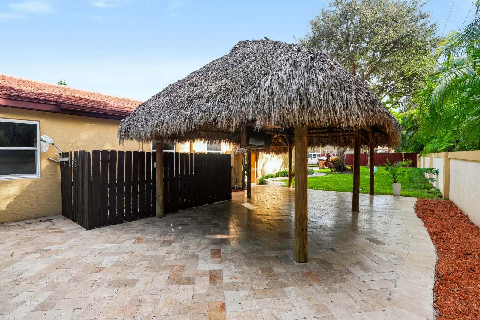 4387 NW 1ST Drive