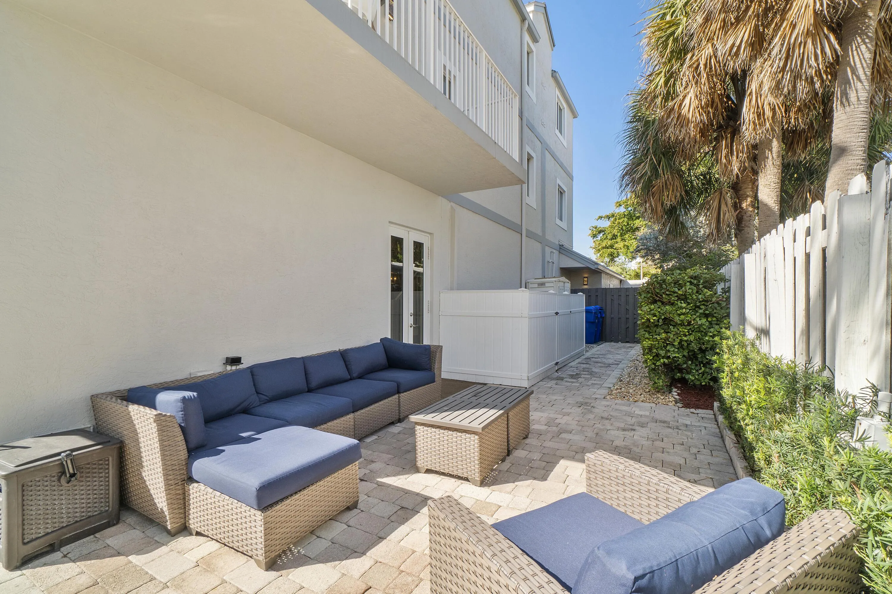 4218 Sea Grape Drive