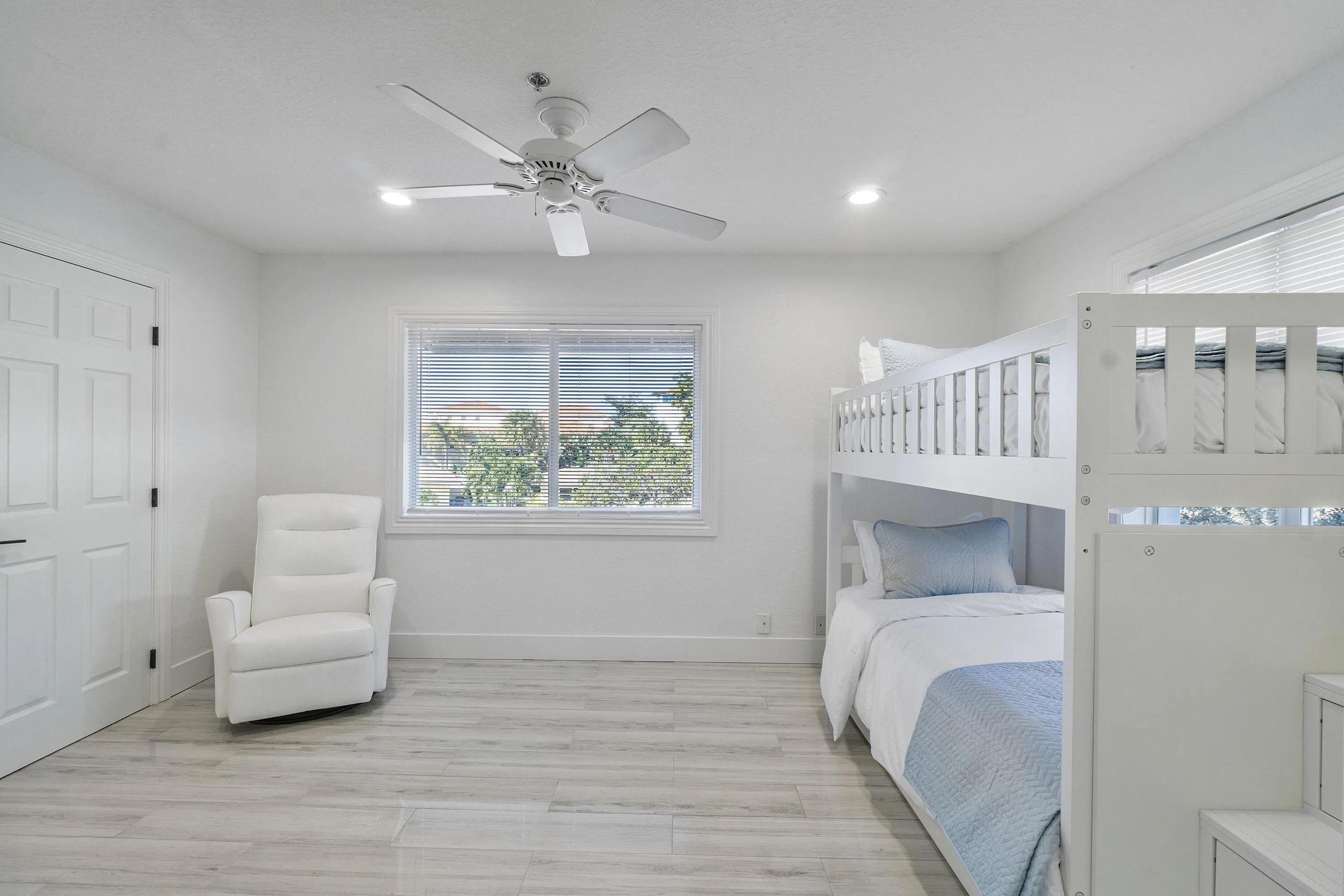 4218 Sea Grape Drive