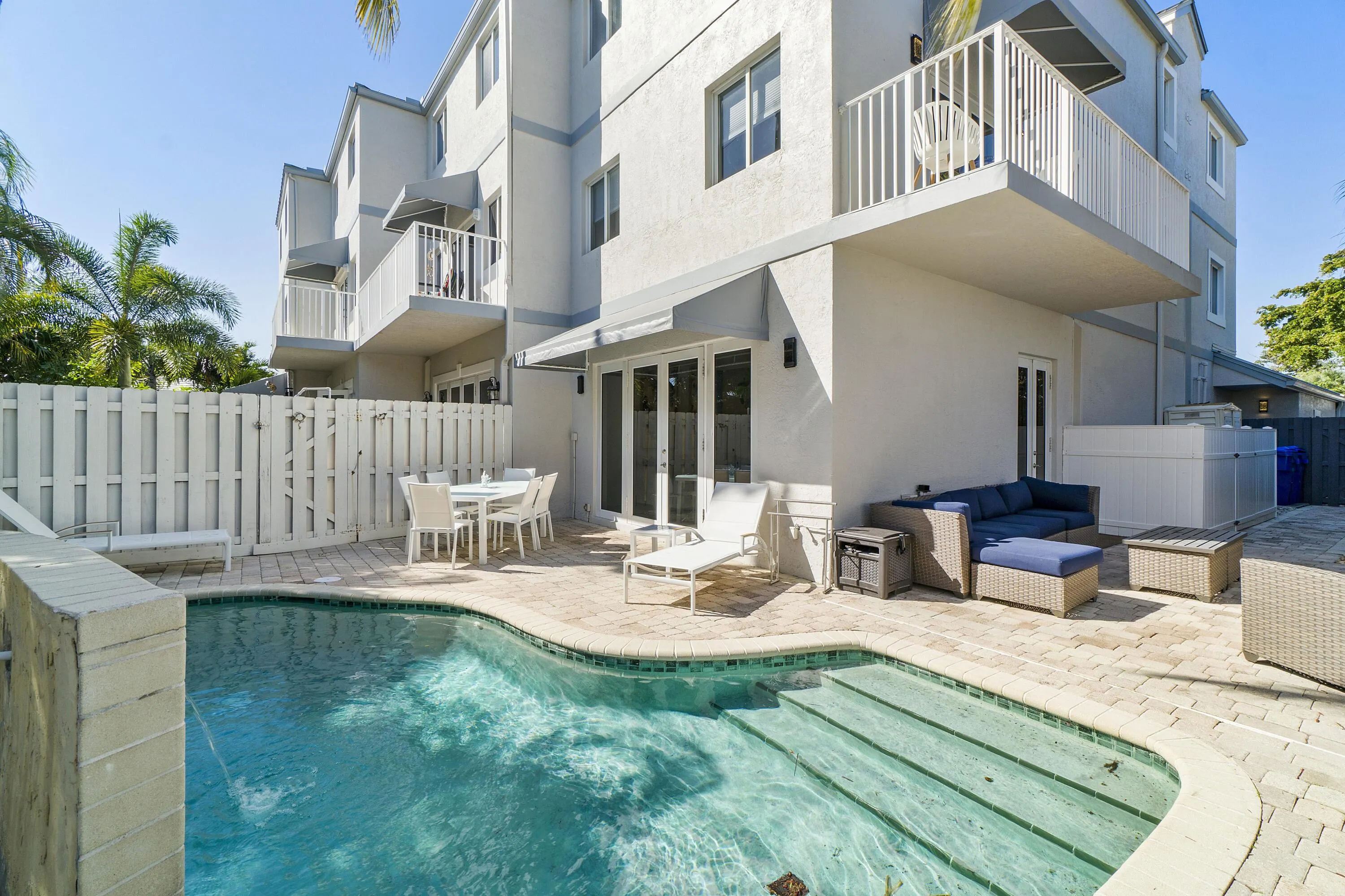 4218 Sea Grape Drive