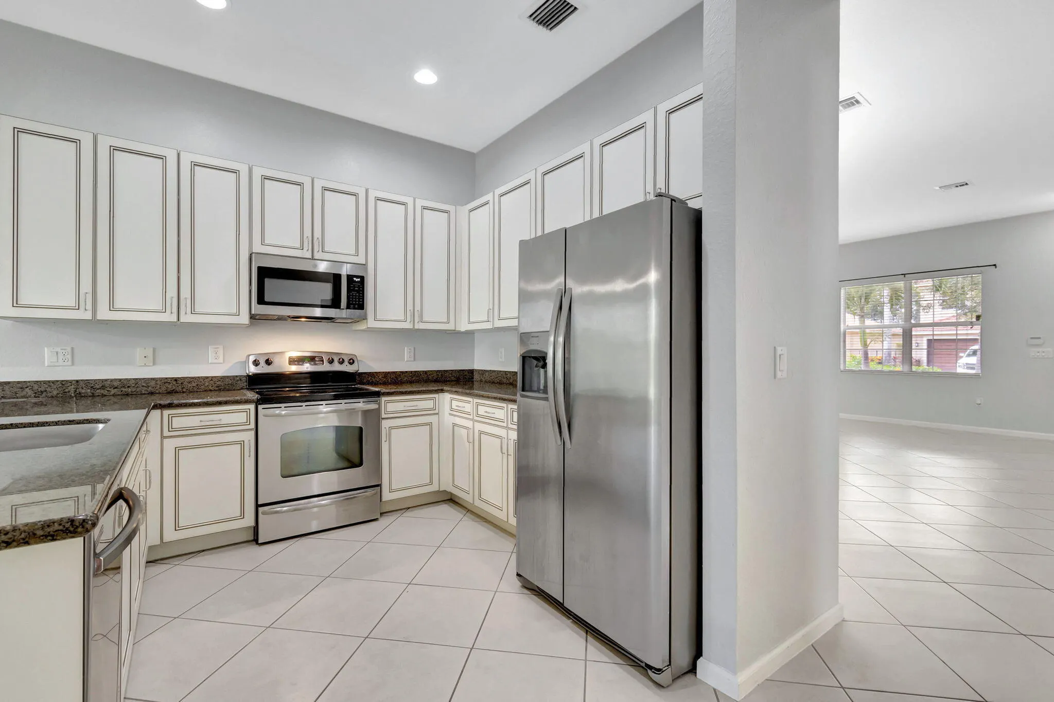 10947 BITTERNUT HICKORY Lane