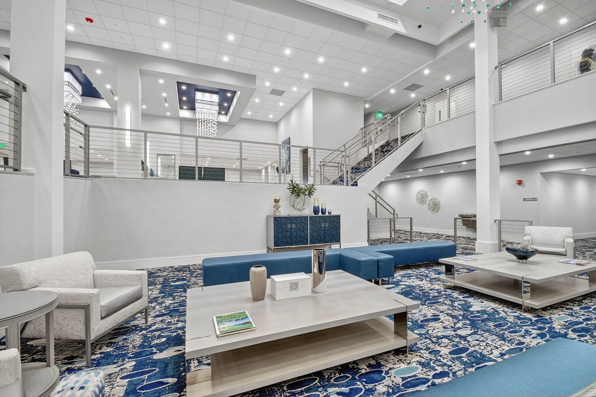 7145 HUNTINGTON Lane #408