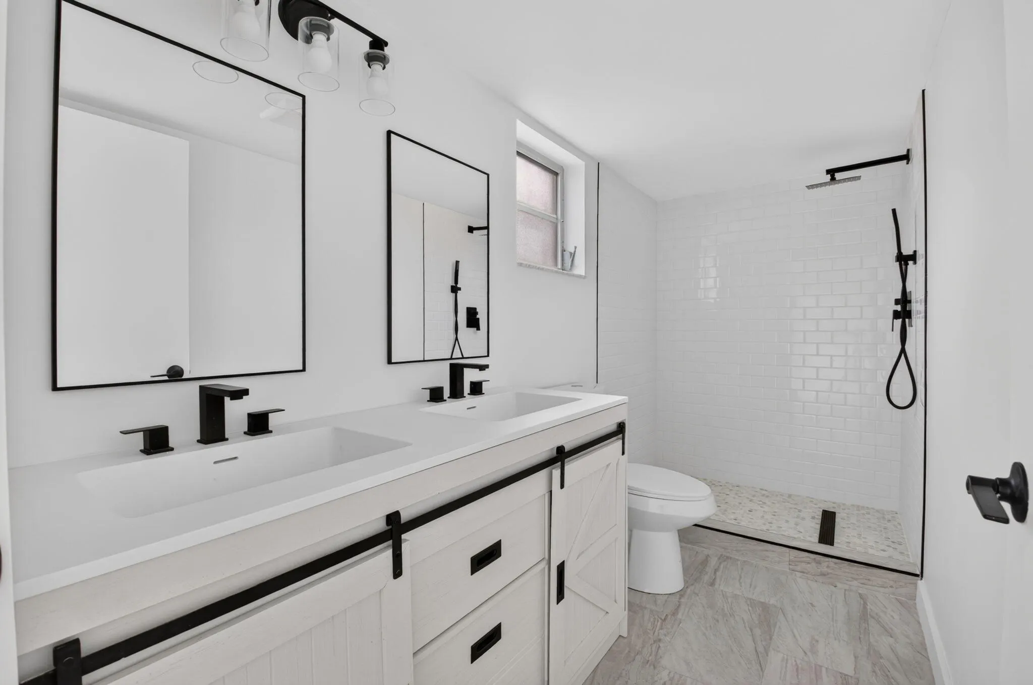 7145 HUNTINGTON Lane #408