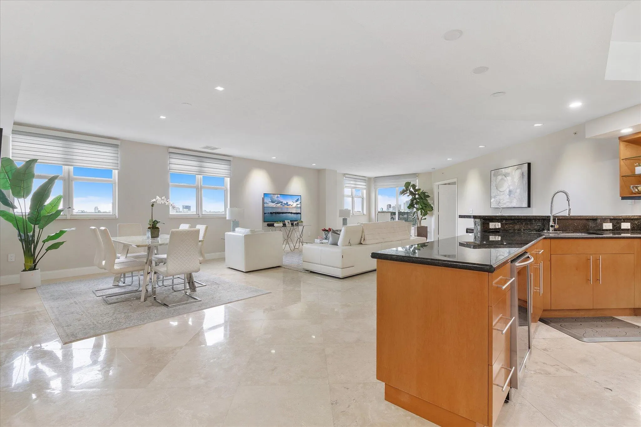 615 BAYSHORE Drive #603