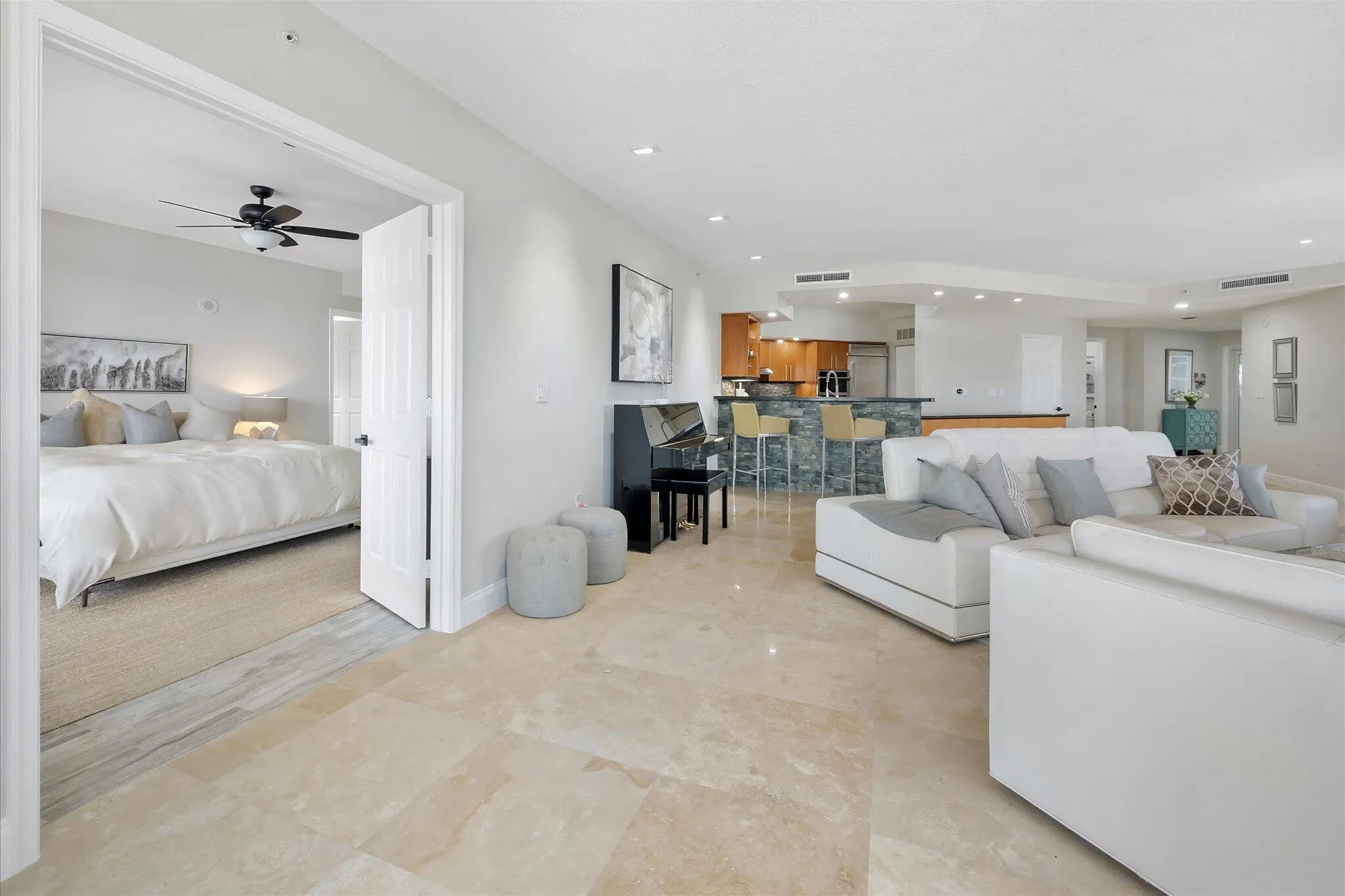 615 BAYSHORE Drive #603