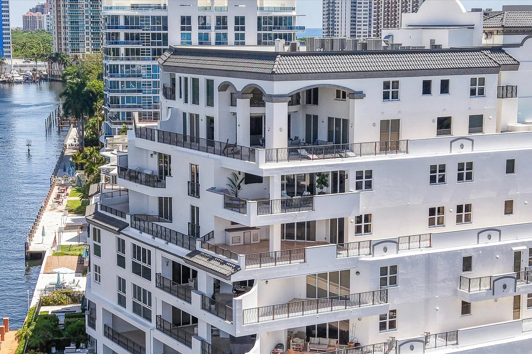 615 BAYSHORE Drive #603