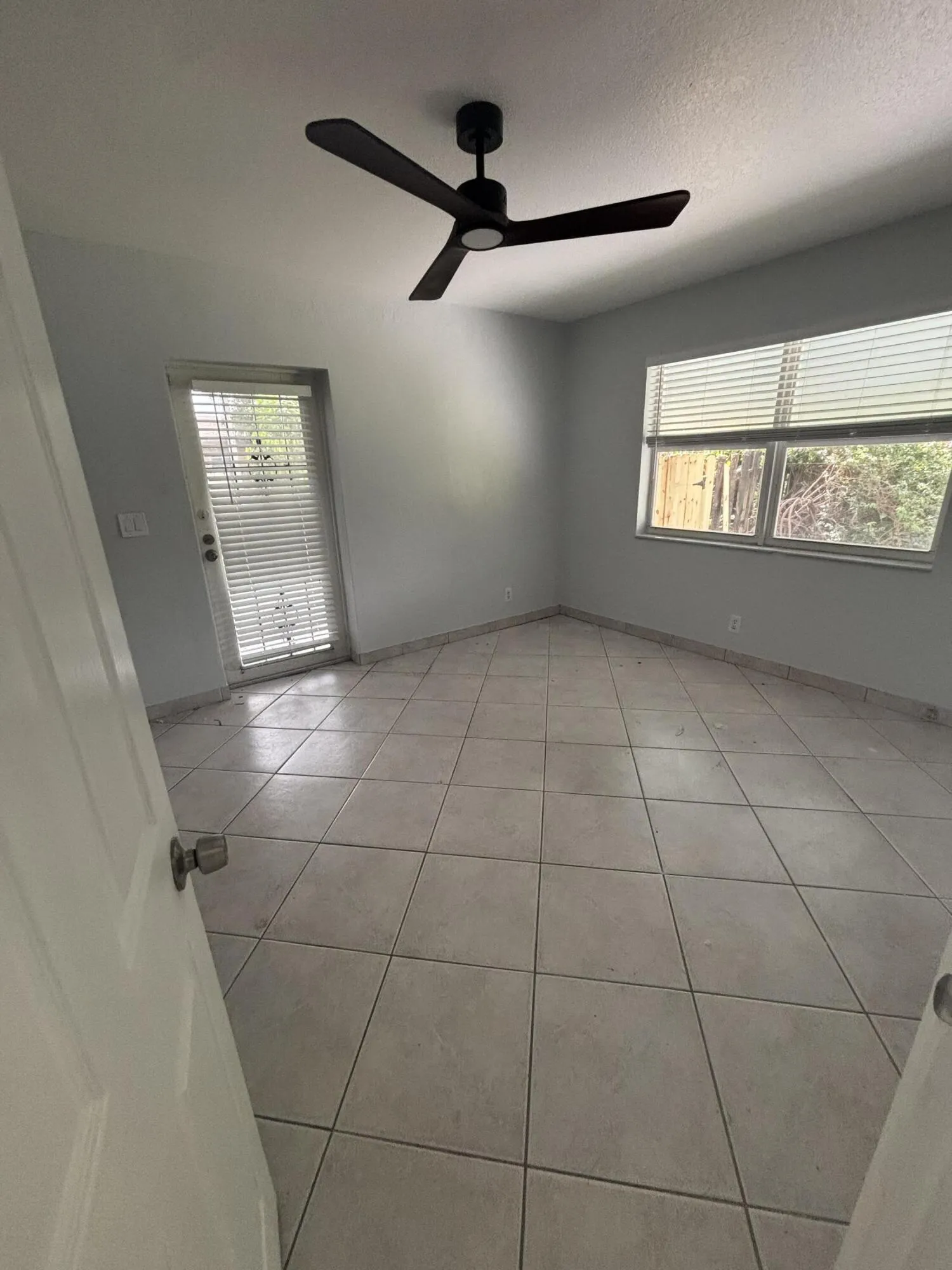 1022 NE 39TH Street #2