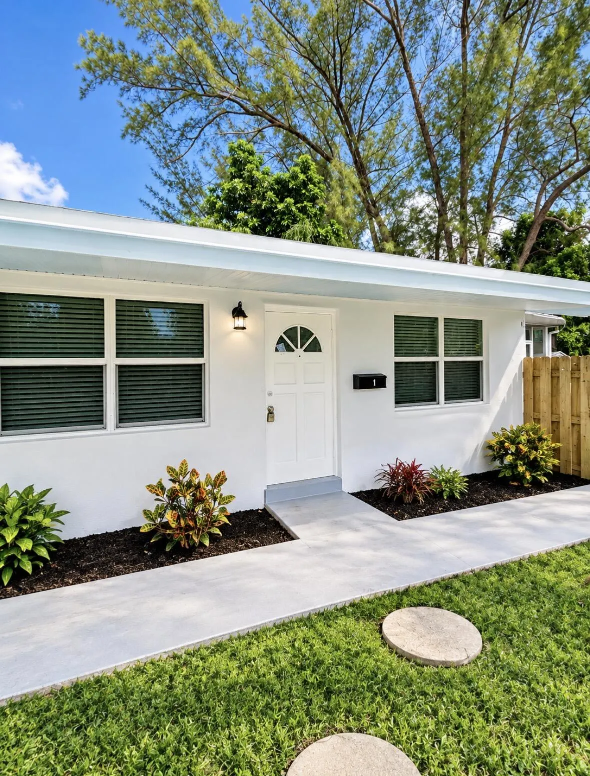 1022 NE 39TH Street #2