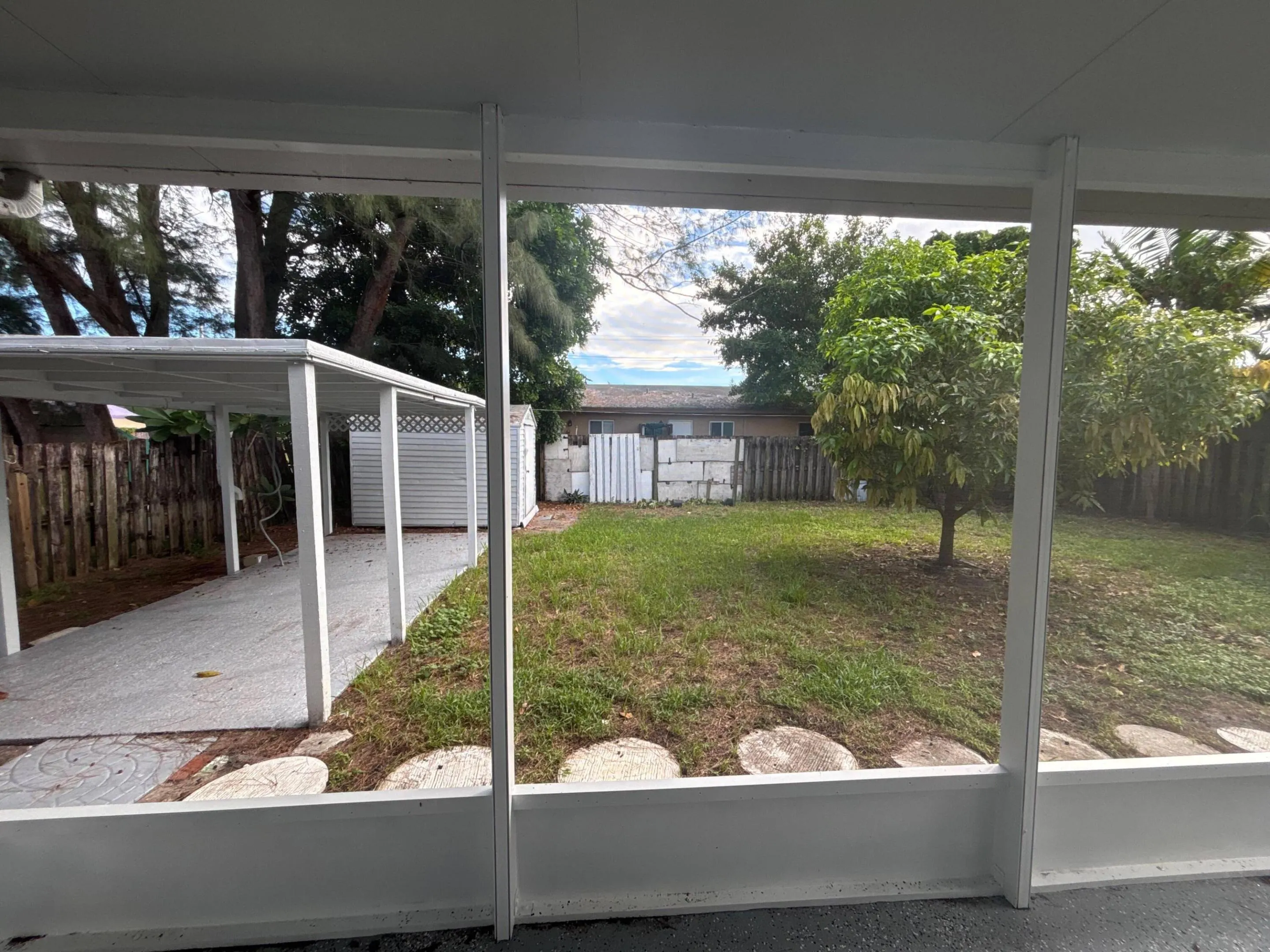 1022 NE 39TH Street #2