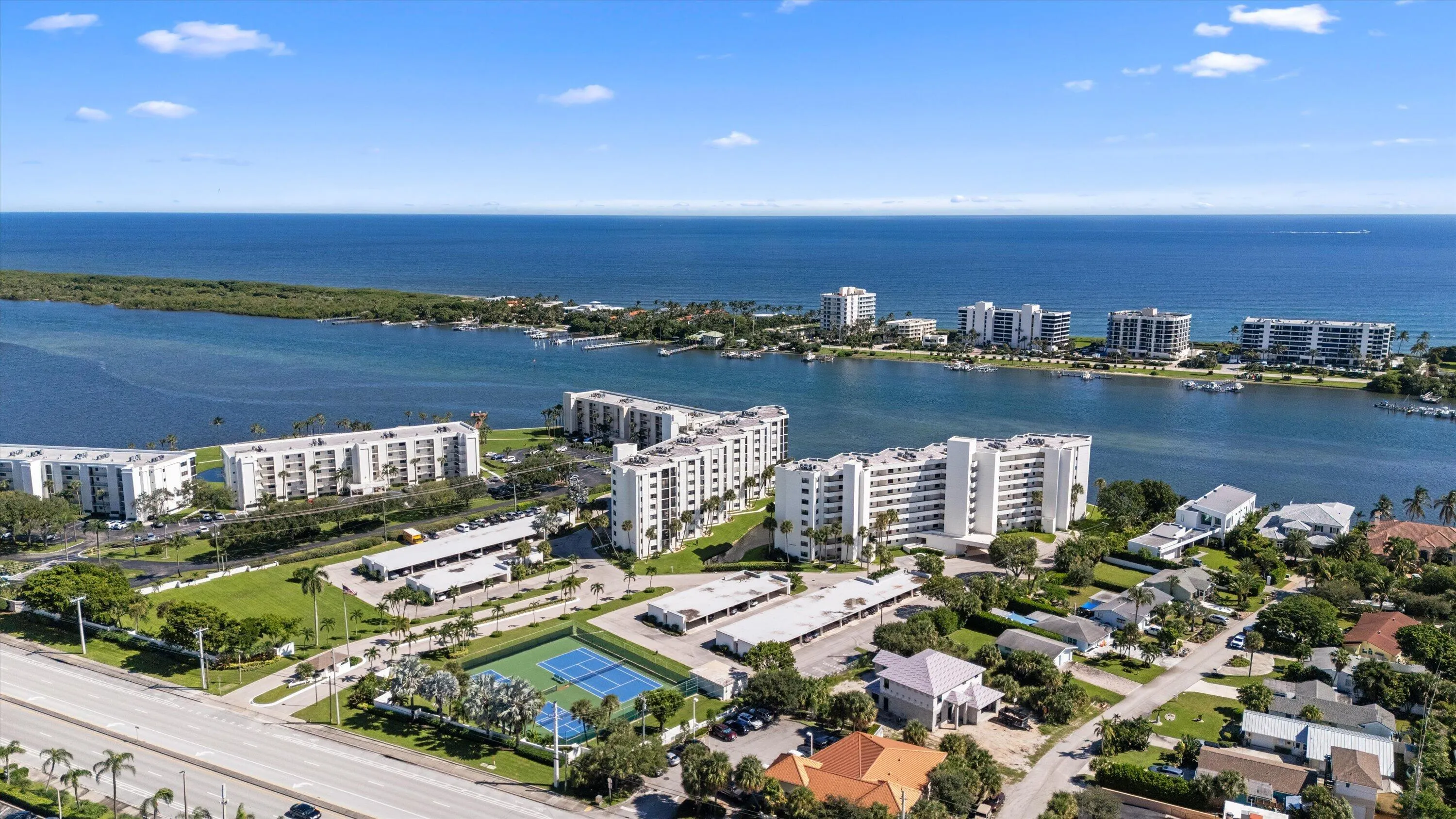 19800 Sandpointe Bay Drive #807
