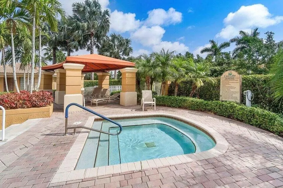 12540 Majesty Circle #301