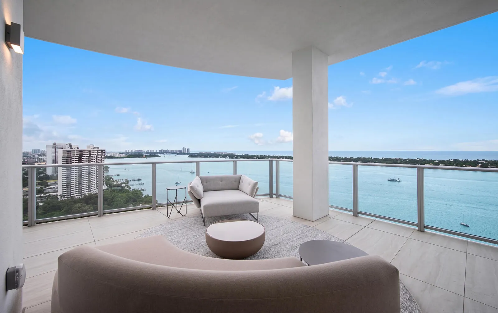 4714 N FLAGLER Drive #2101
