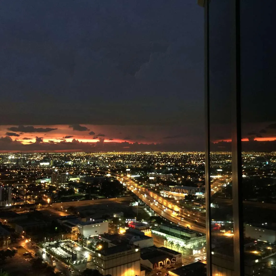 888 BISCAYNE Boulevard #3712