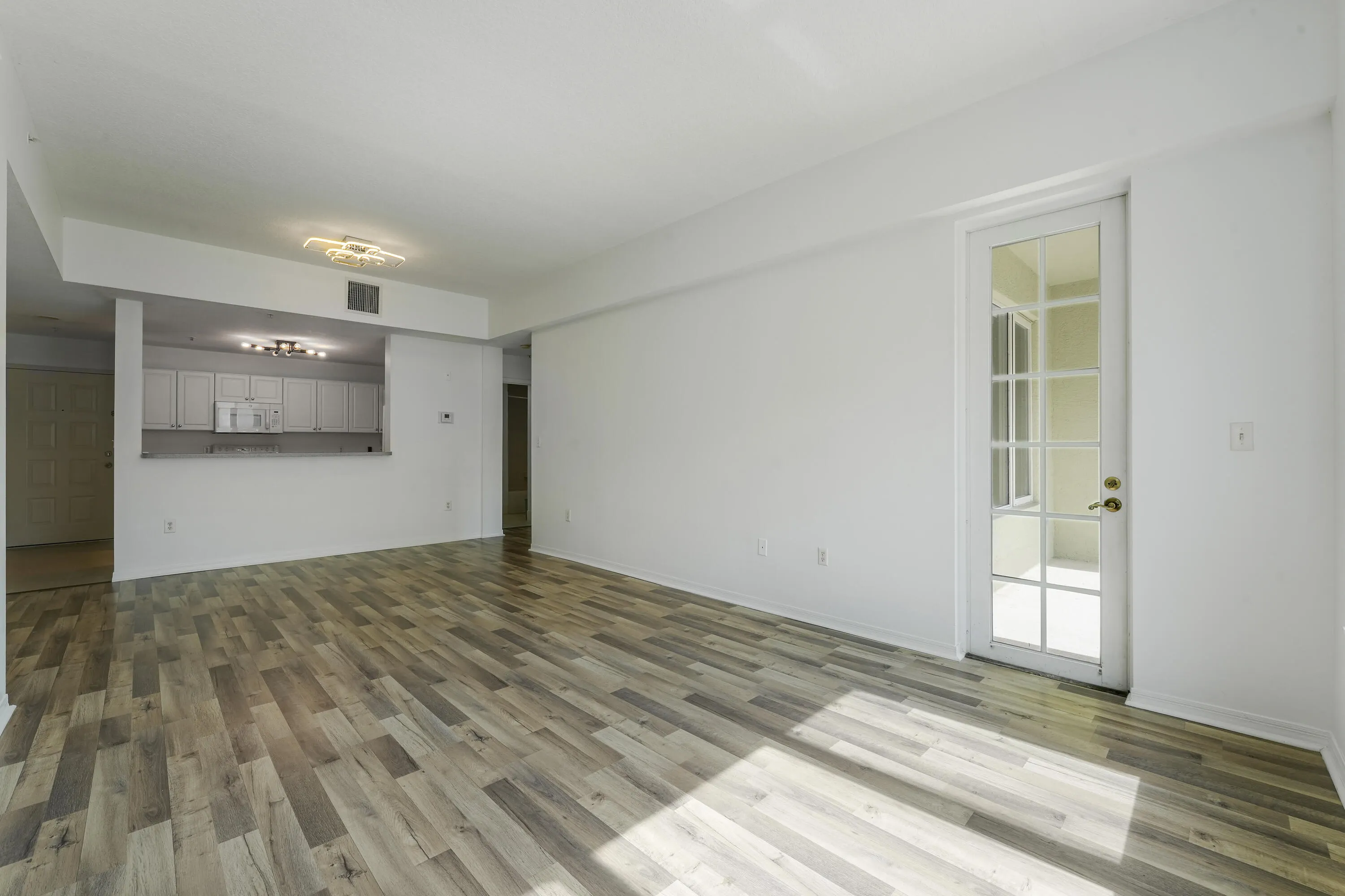 1200 TOWN CENTER Drive #215