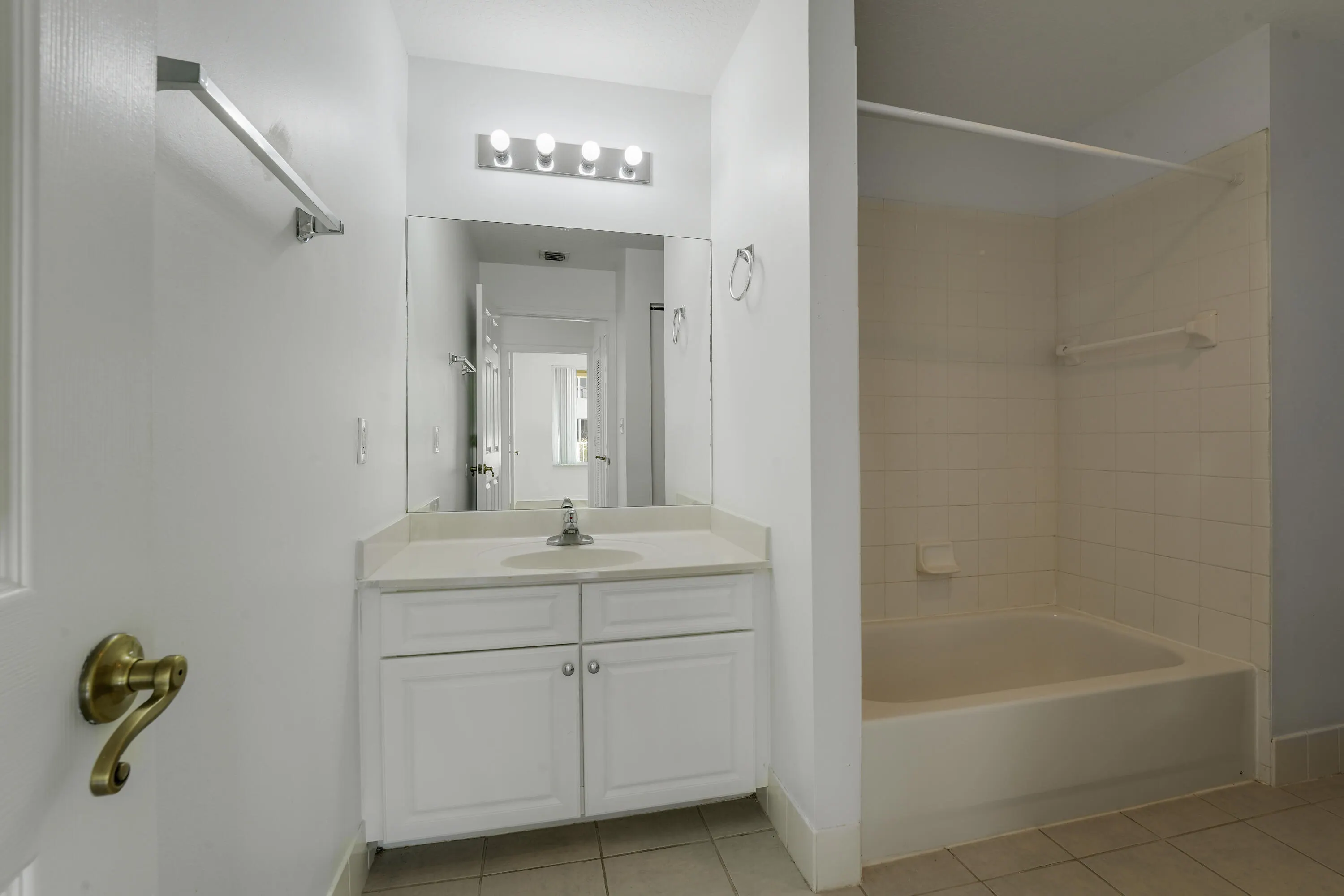 1200 TOWN CENTER Drive #215