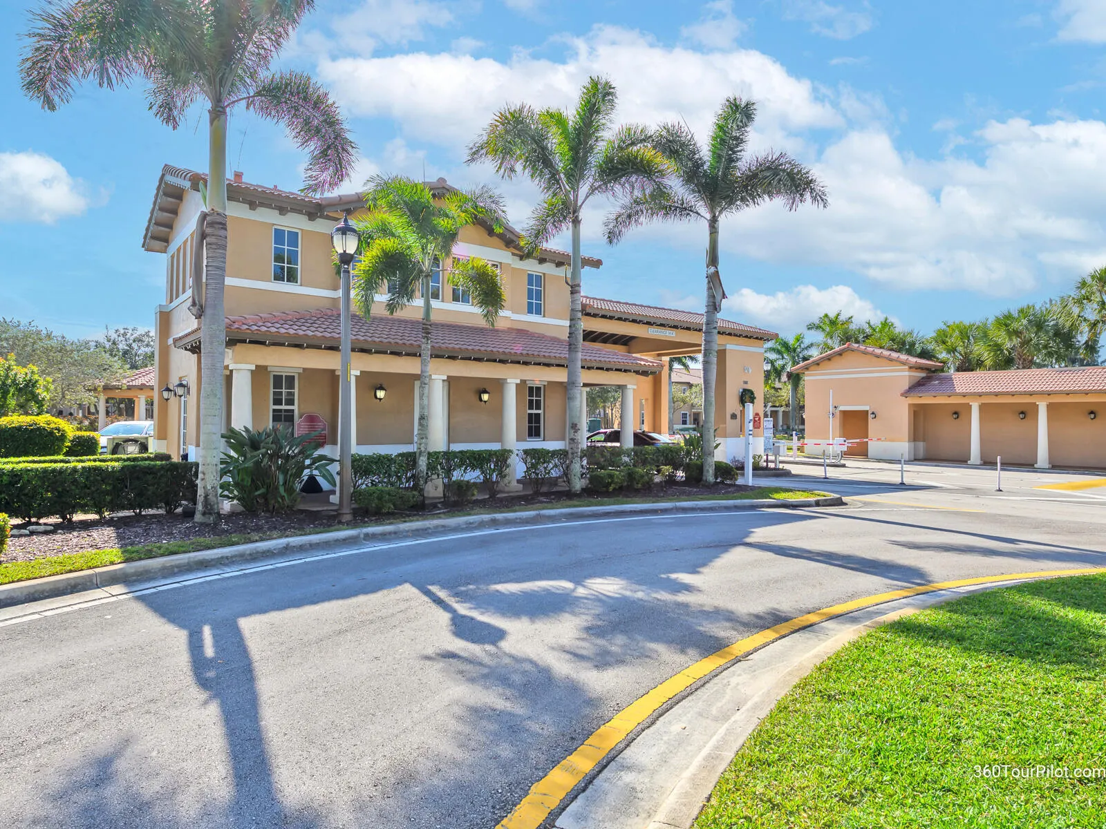 408 SW 147th Avenue #5004