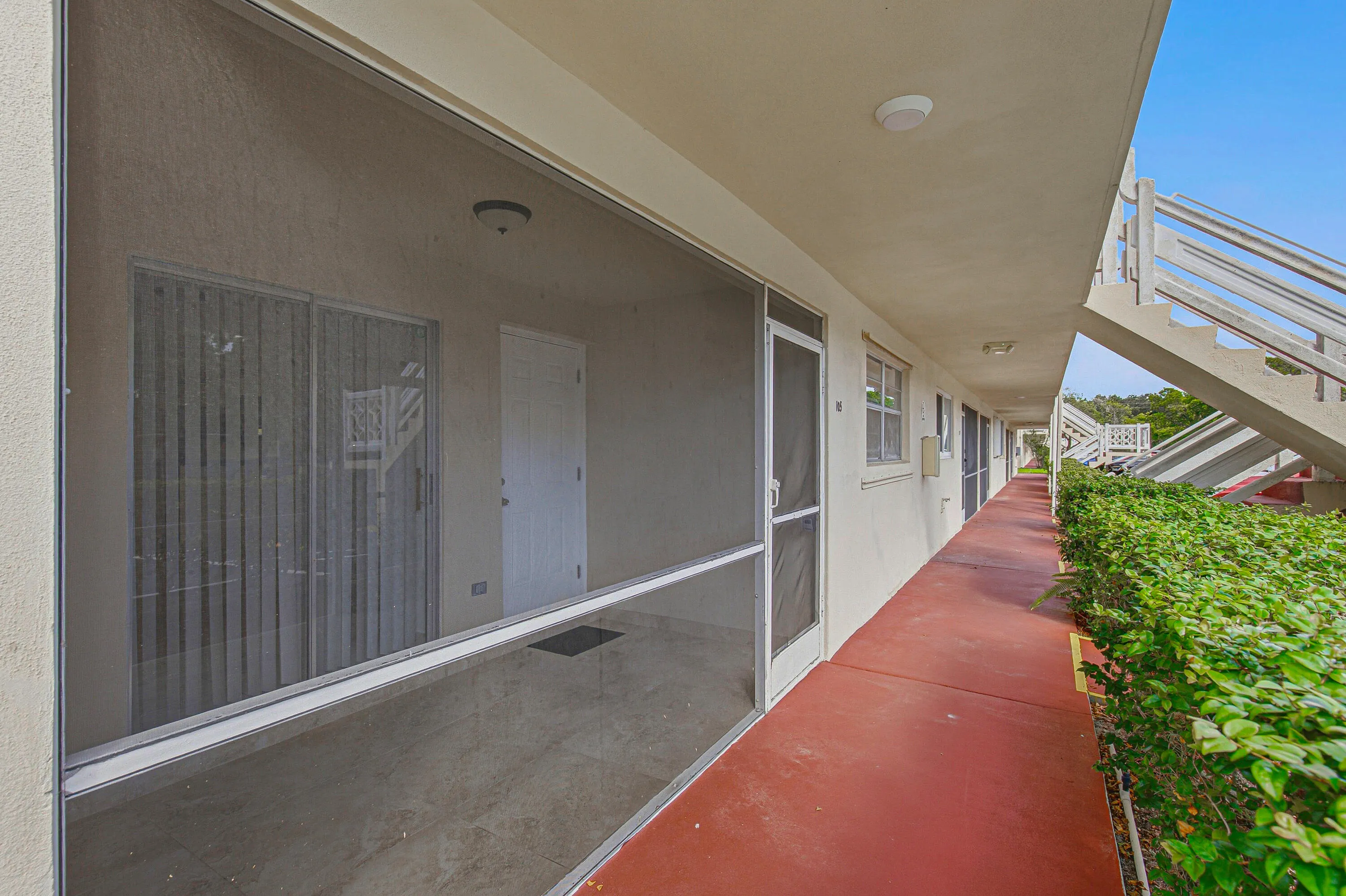 5375 SW 40TH Avenue #105