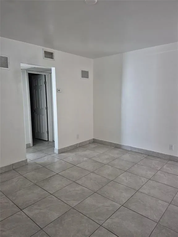 4429 TREEHOUSE Lane #28 F