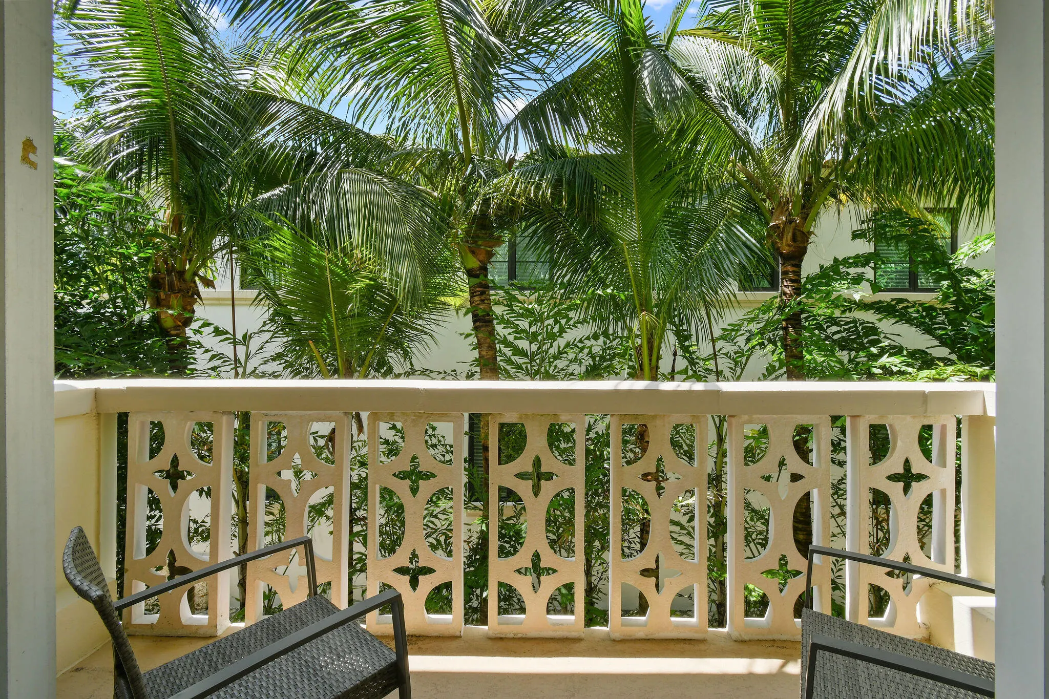227 Brazilian Avenue #2H