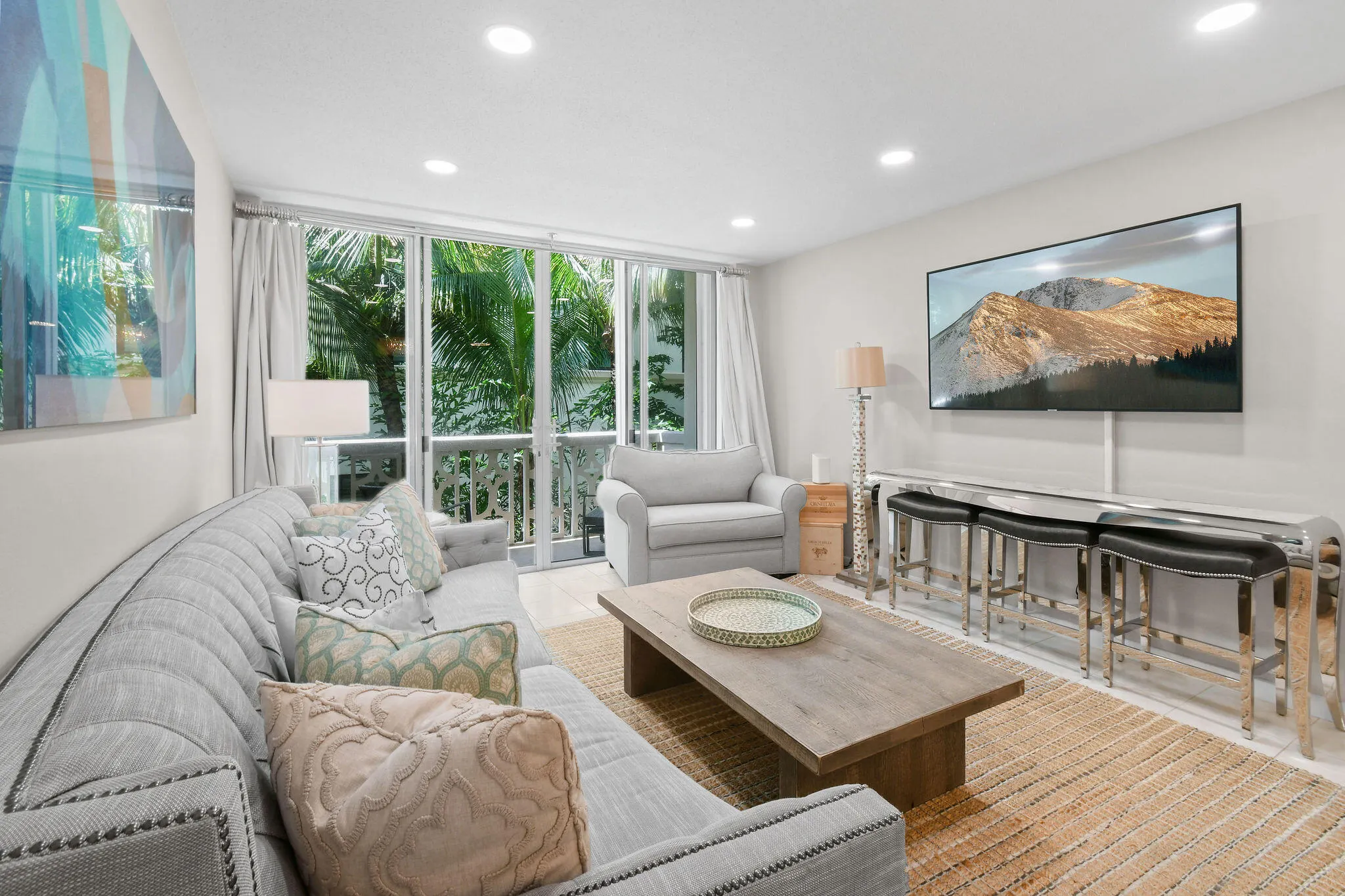227 Brazilian Avenue #2H