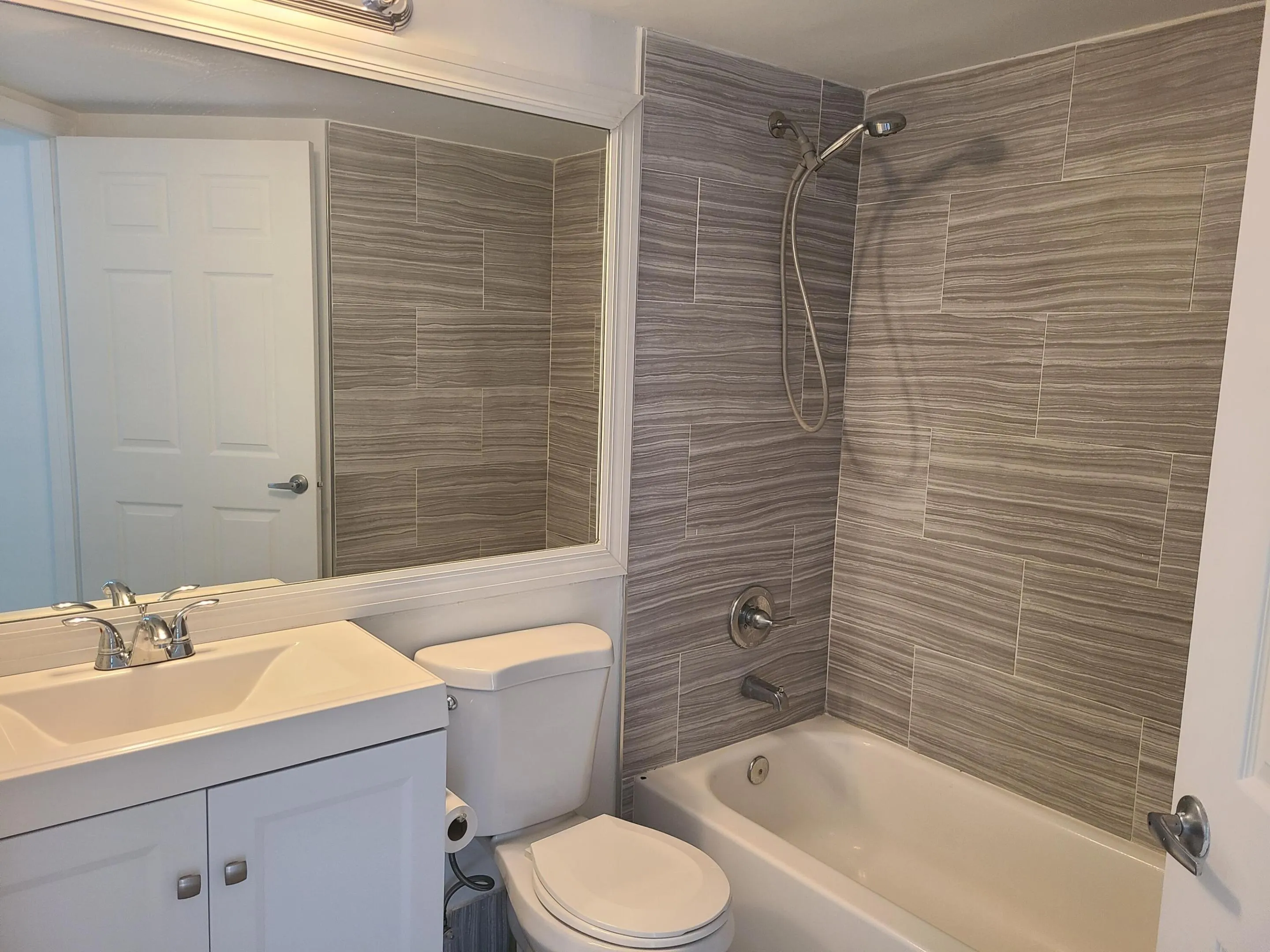 9645 NW 1st Court #1-206