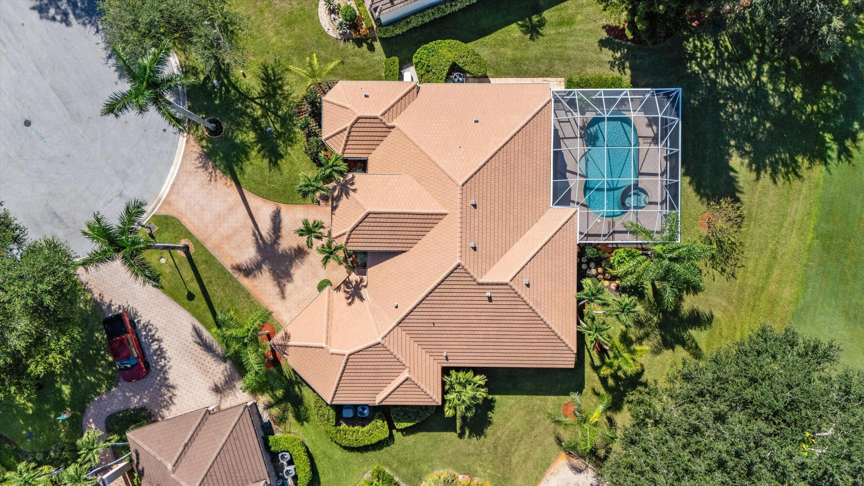 721 PINE CLUB Lane