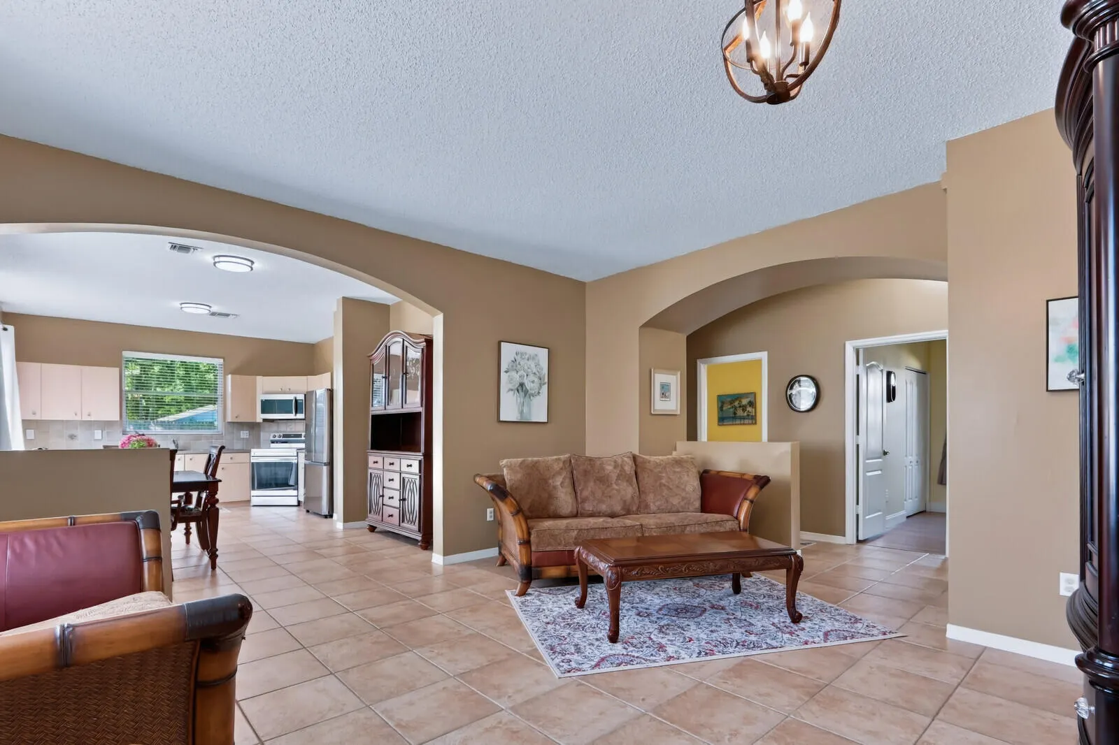 1024 PARK HILL Drive