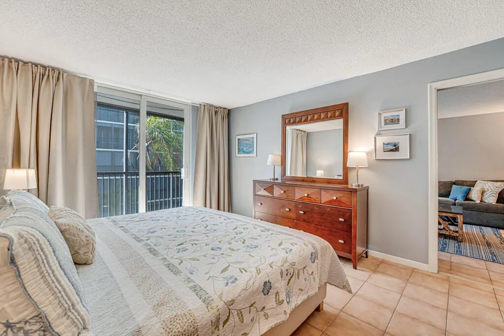 760 E Ocean Avenue #303
