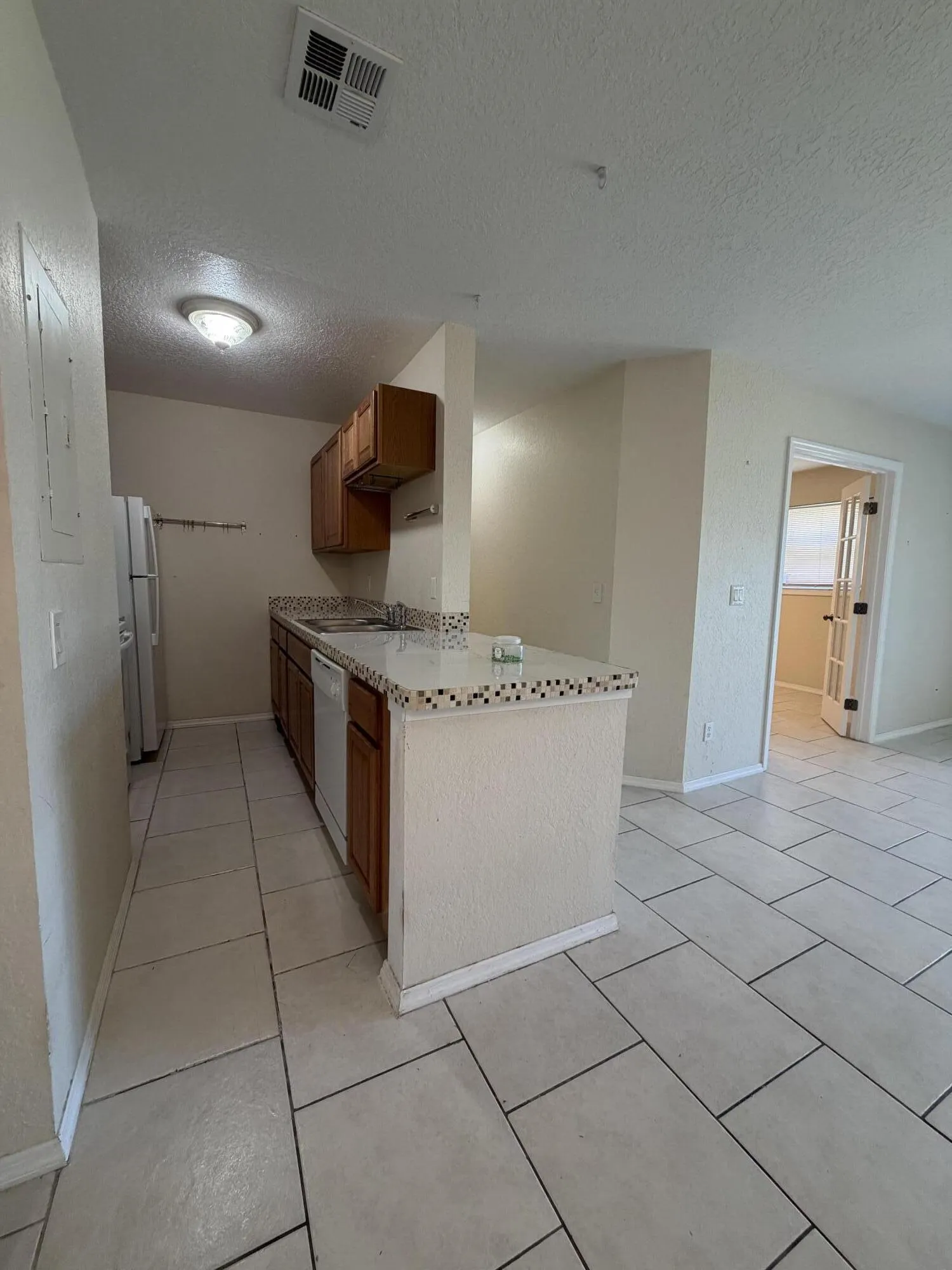 220 COLUMBIA Drive #31