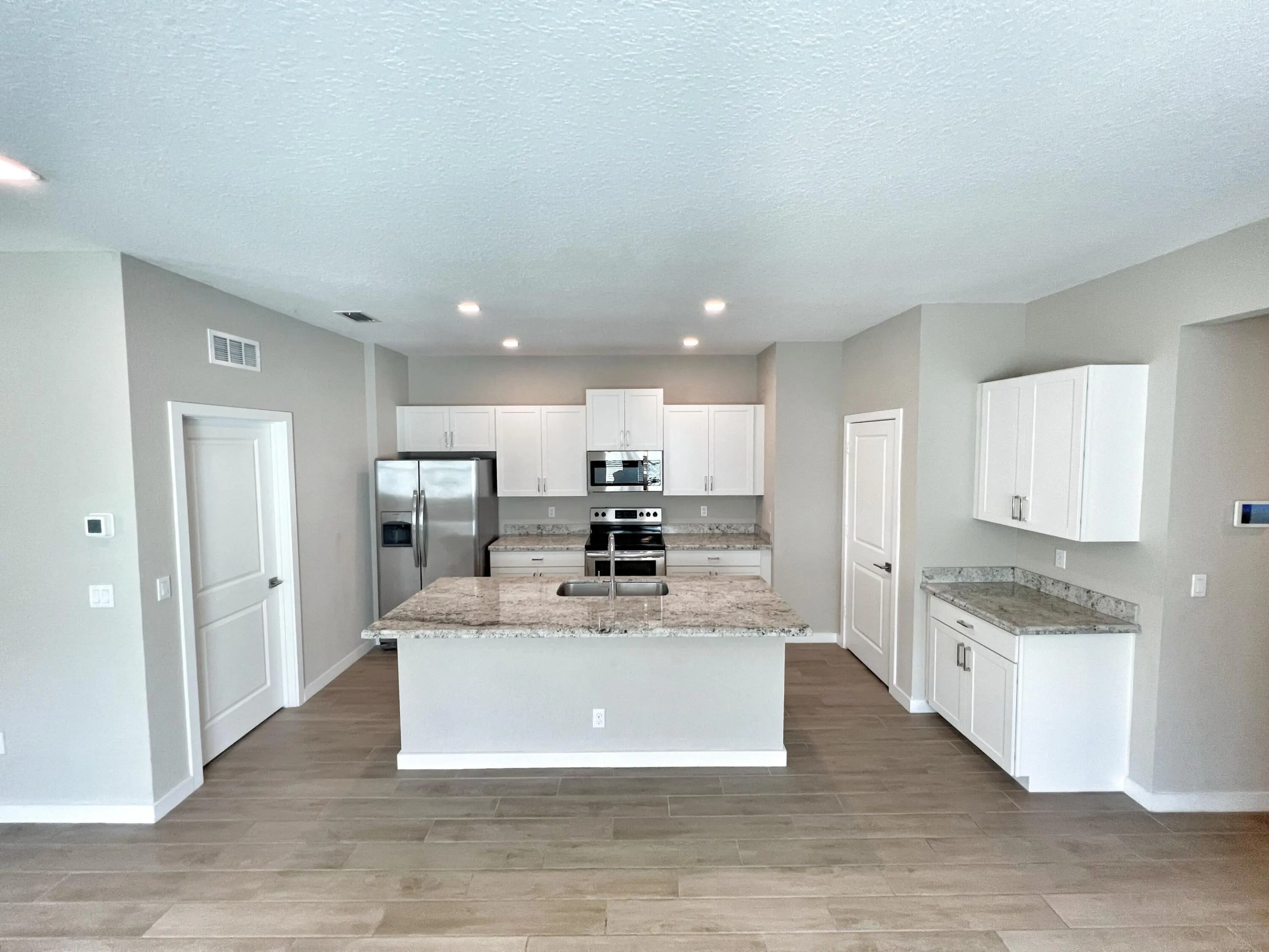 5724 SE Pinehurst Trail