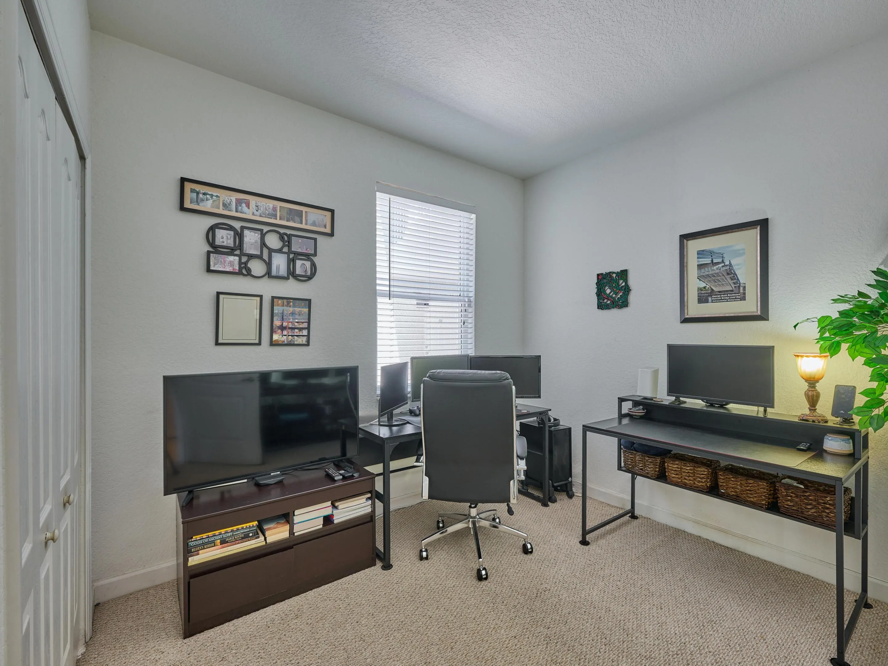 1006 SHOMA Drive