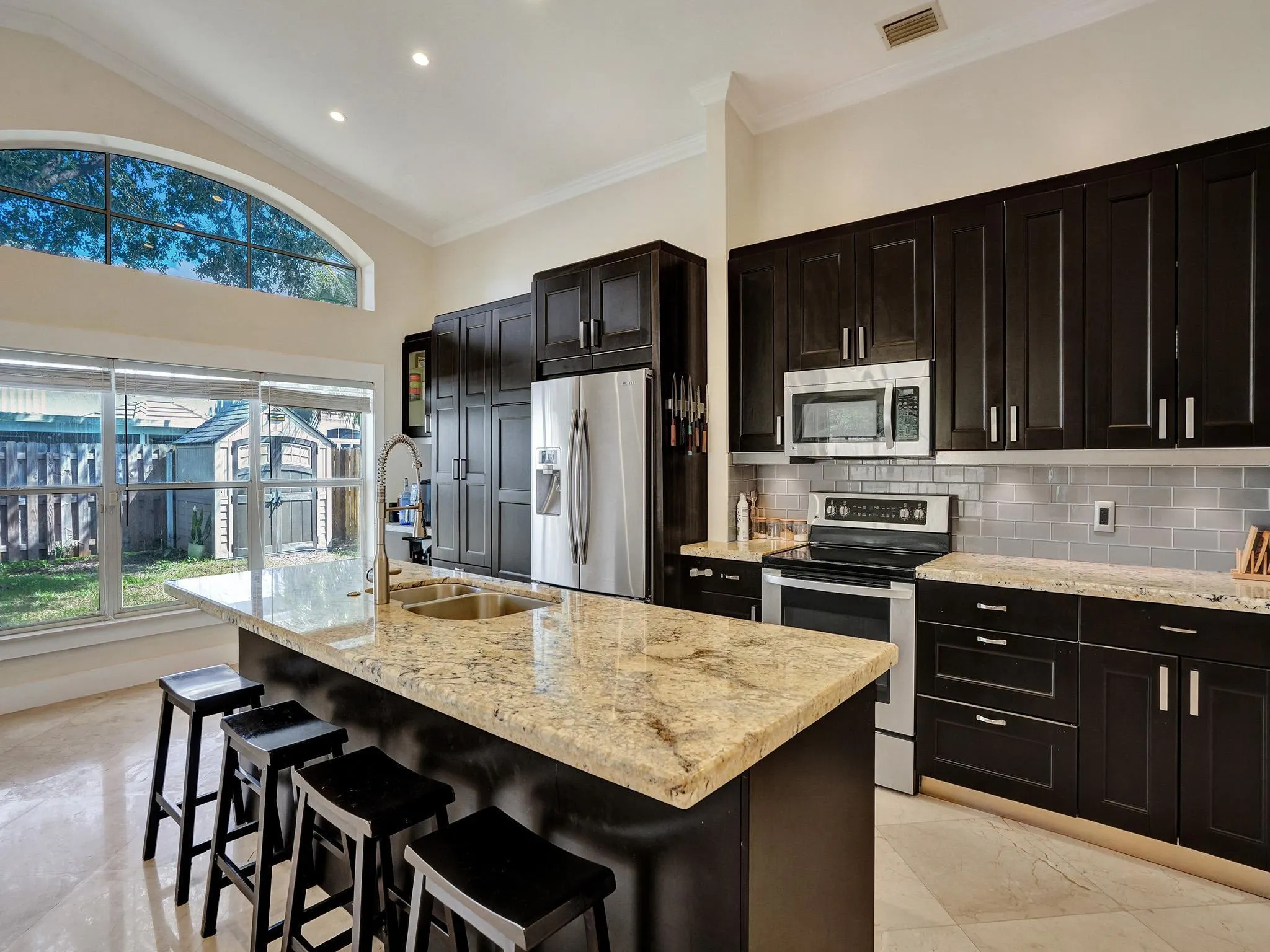 5522 NW 55th Terrace