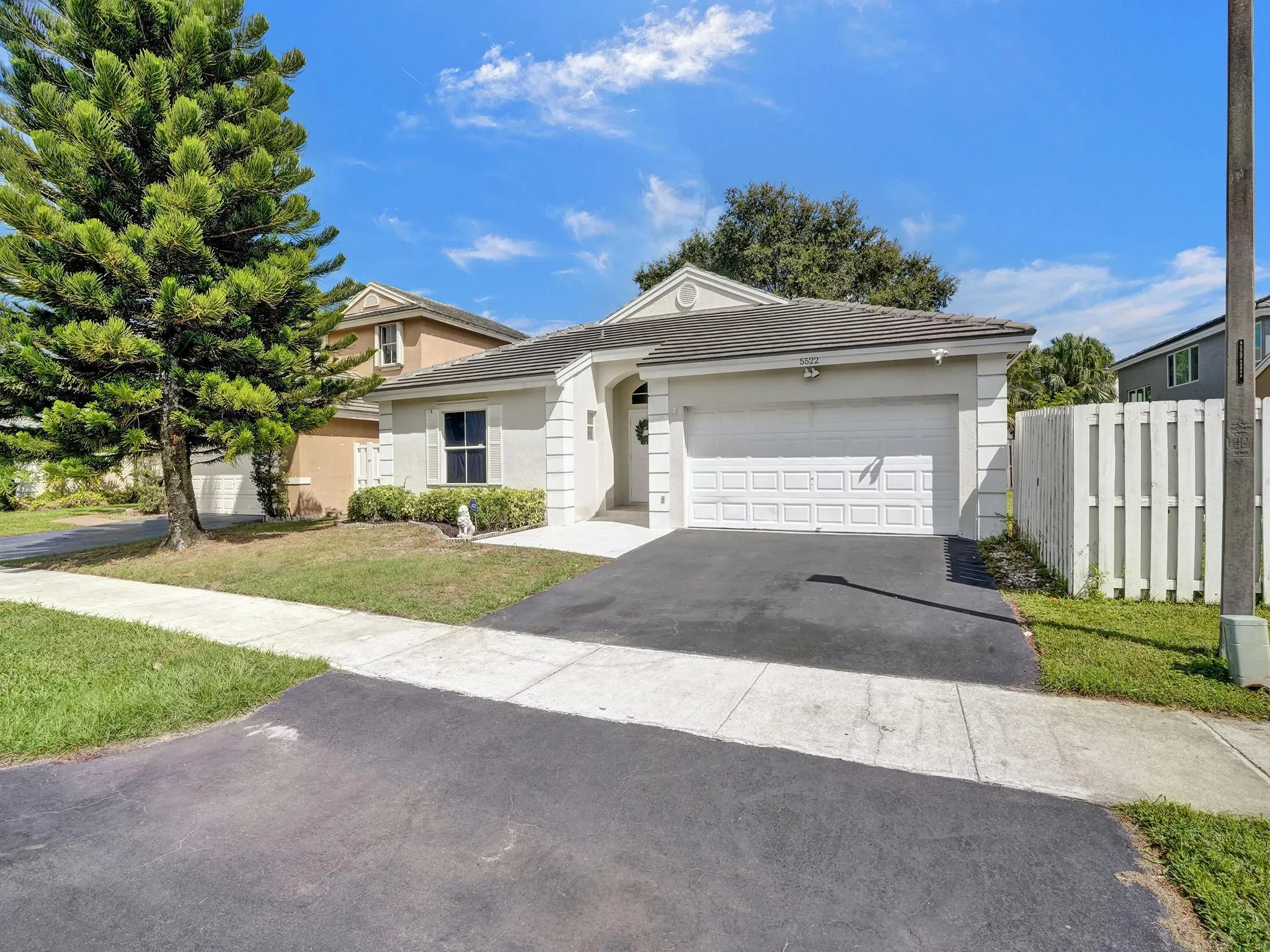 5522 NW 55th Terrace