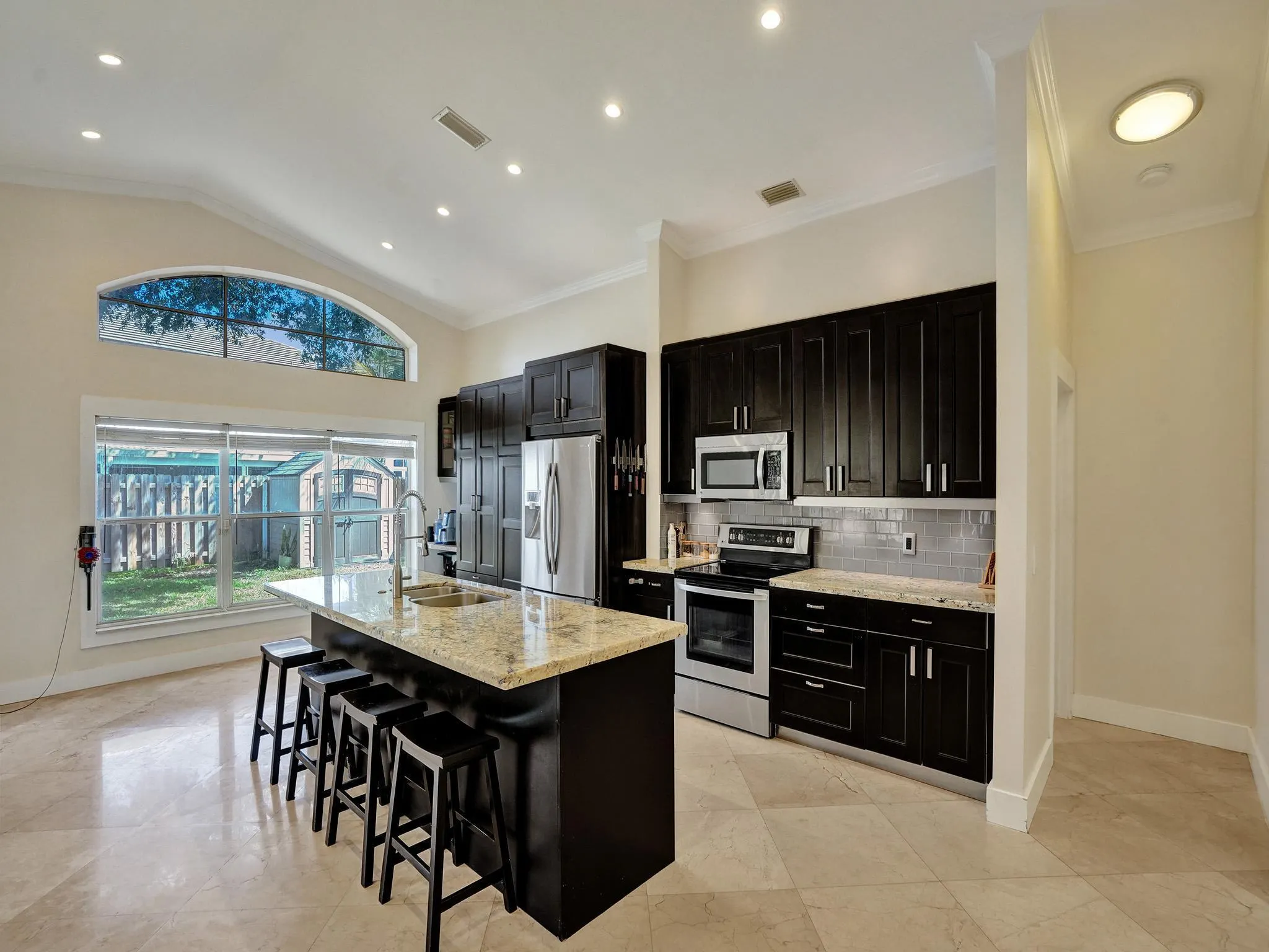 5522 NW 55th Terrace