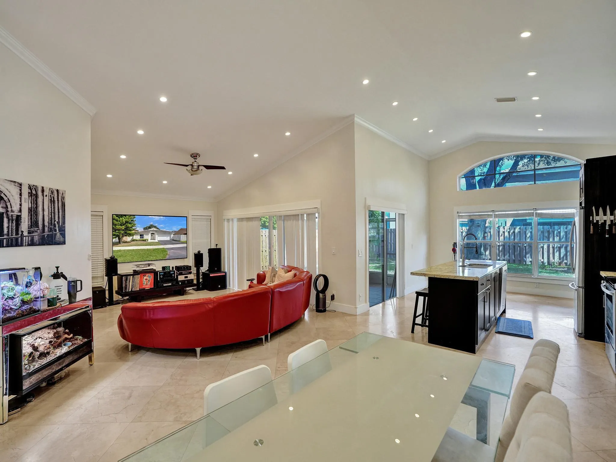 5522 NW 55th Terrace