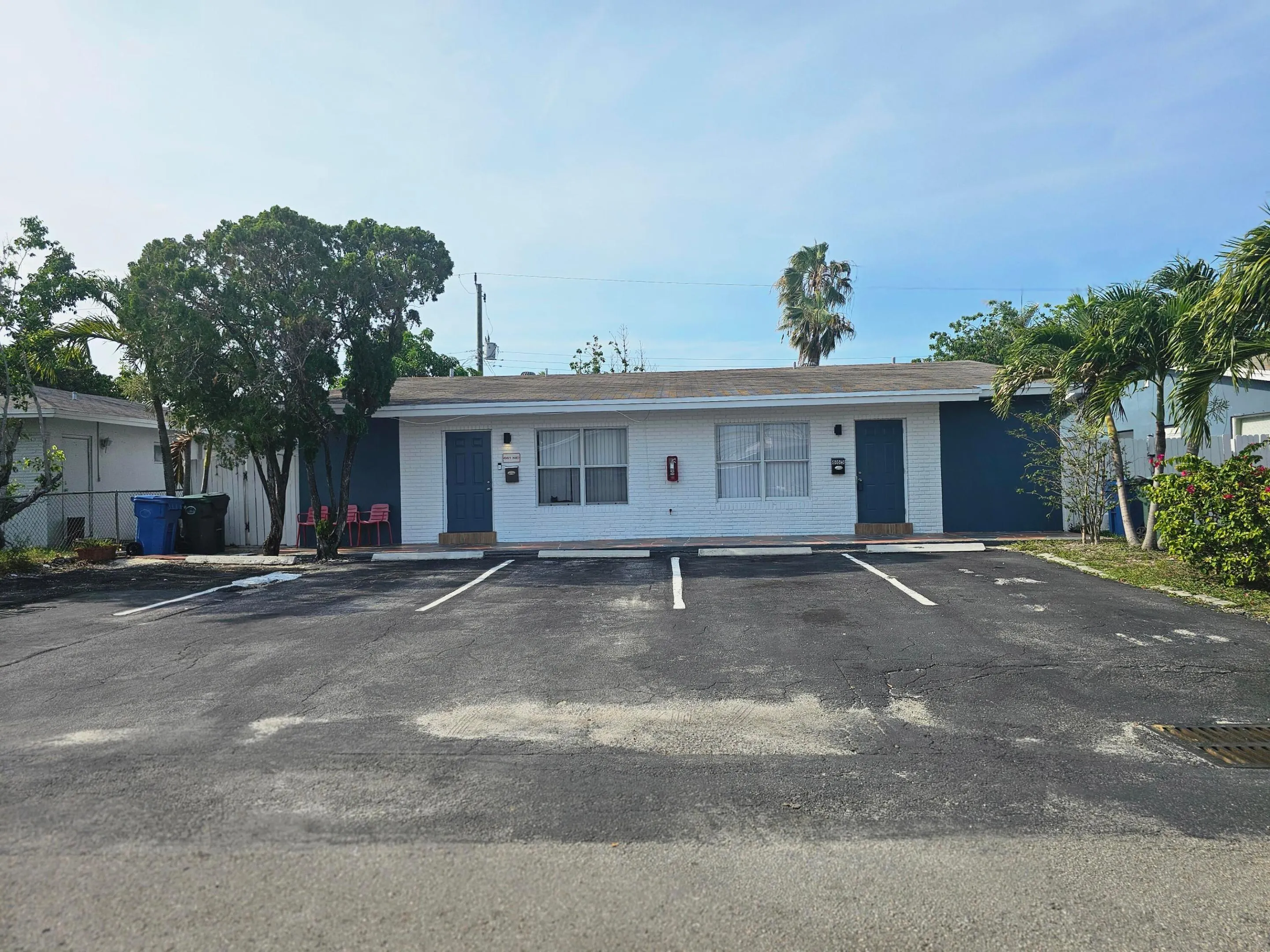 671 NE 46th Court