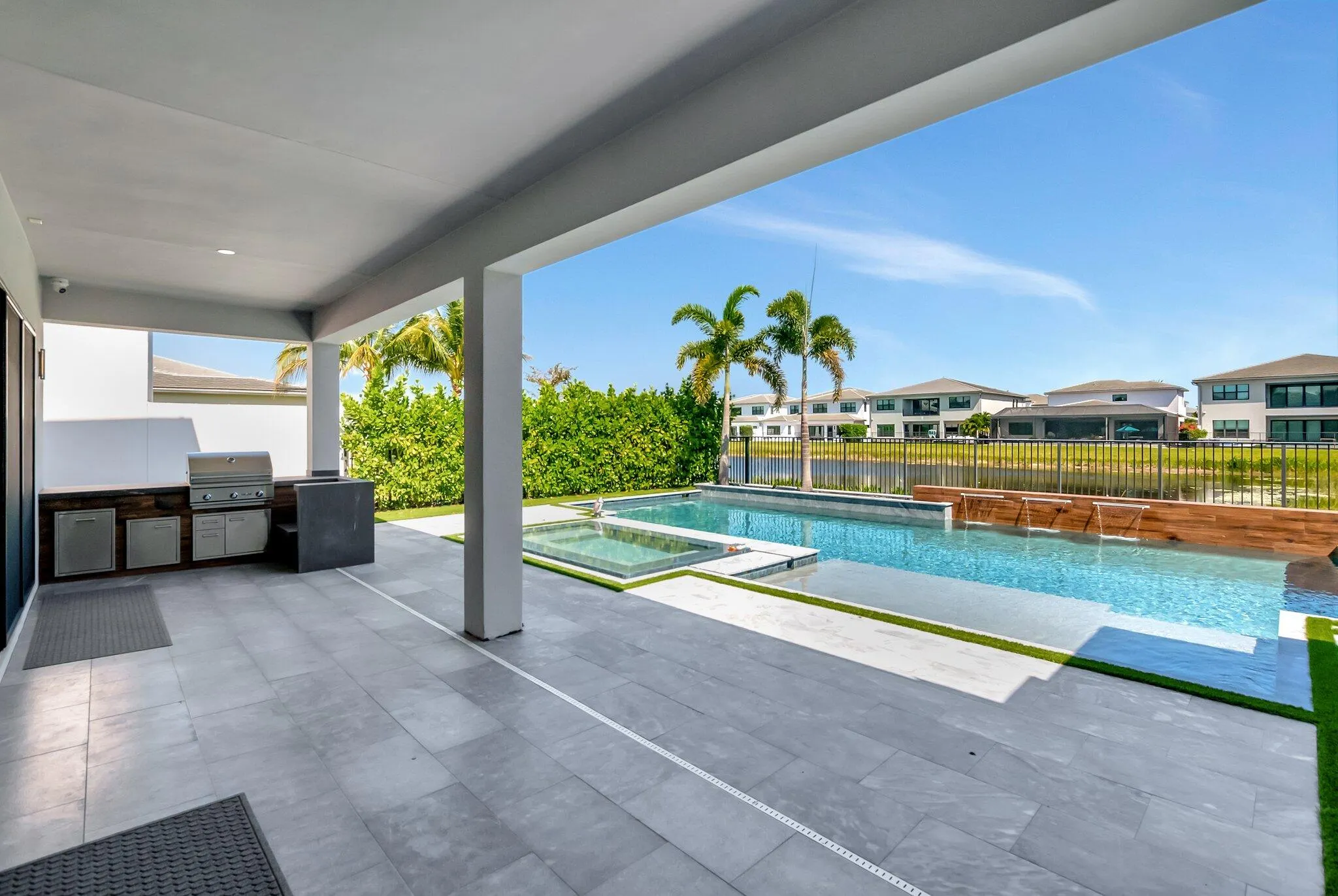 17166 WANDERING WAVE Avenue