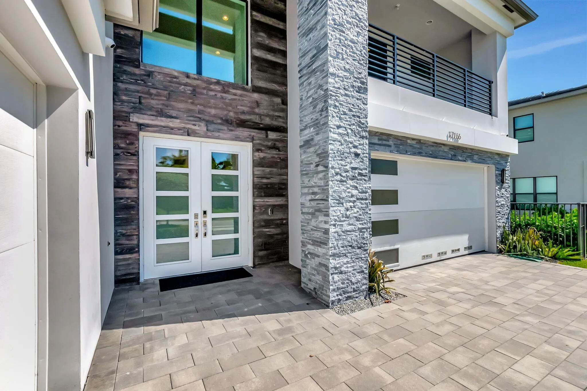 17166 WANDERING WAVE Avenue