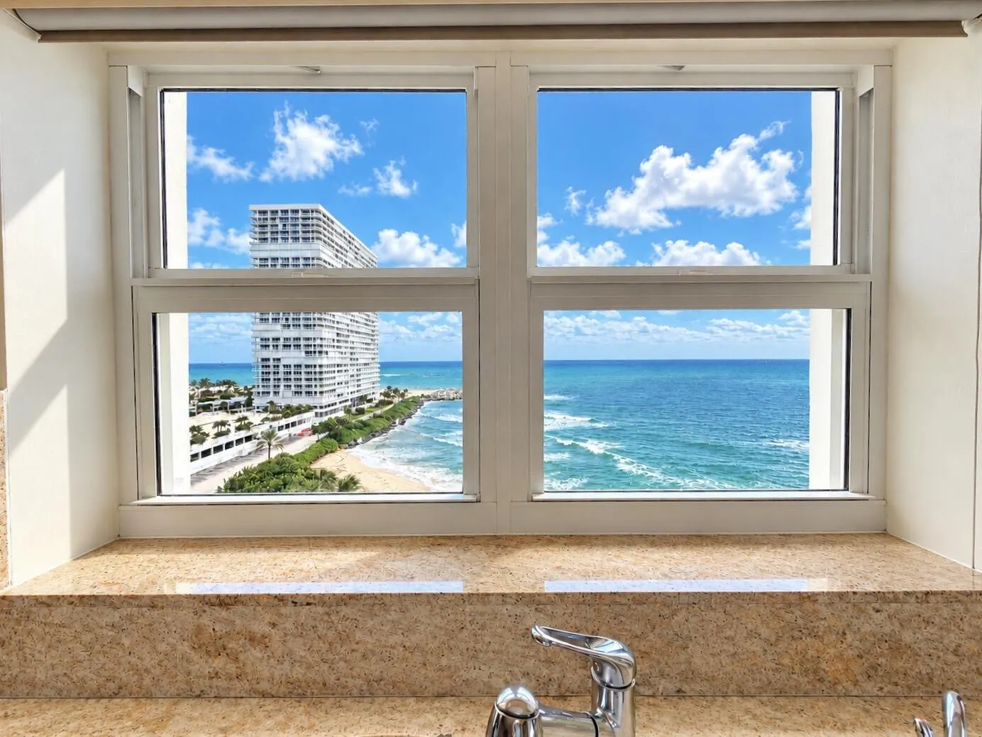 2100 S OCEAN Drive #9M