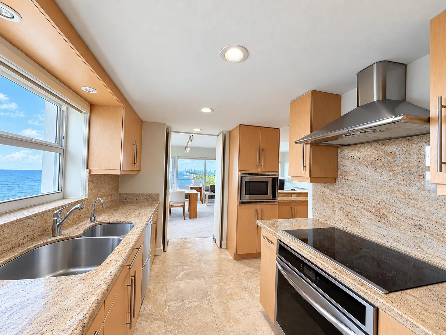 2100 S OCEAN Drive #9M