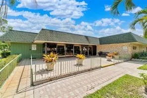 4128 NW 88TH Avenue #101