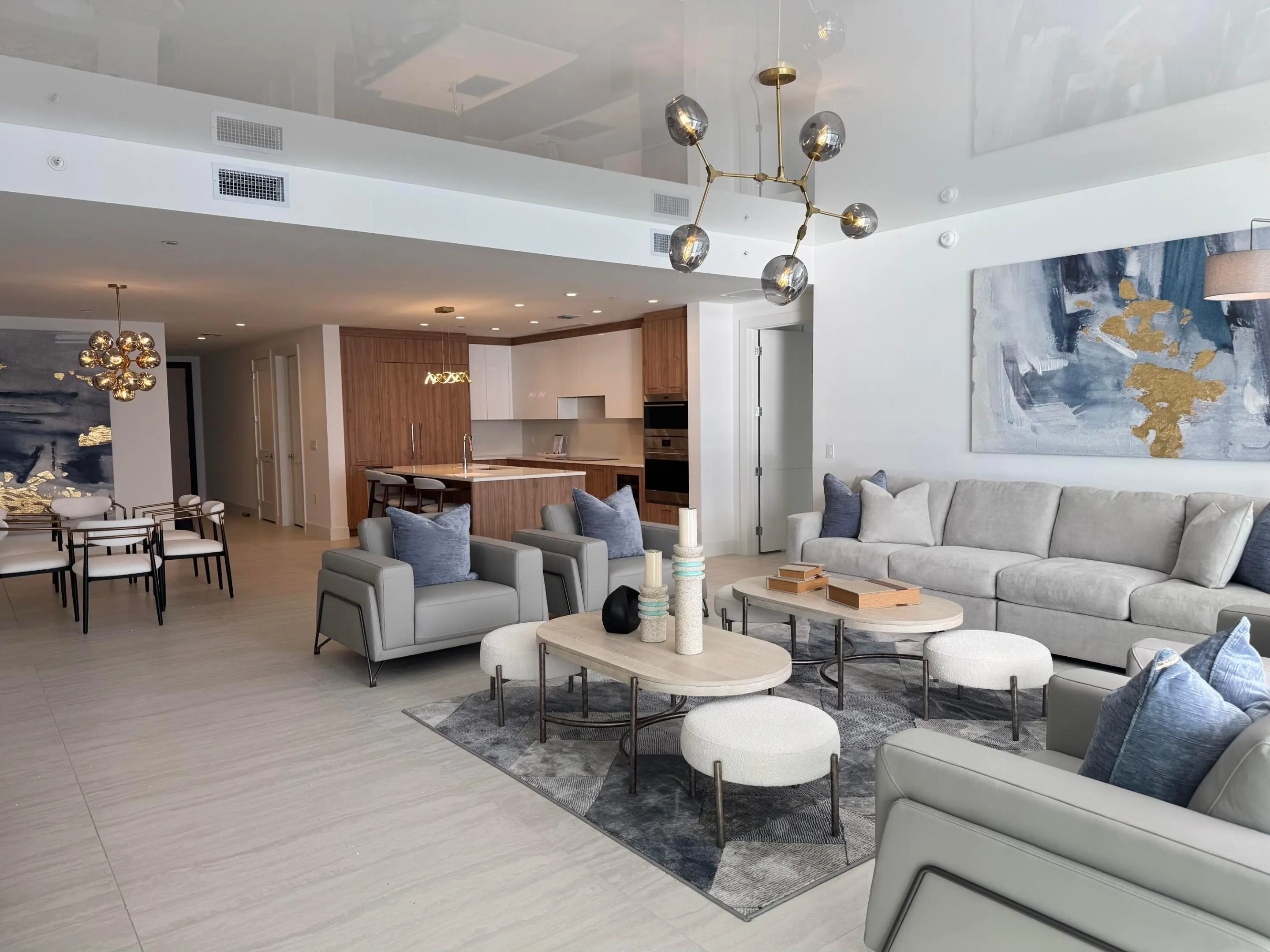 153 N Seabreeze Boulevard #2401-S
