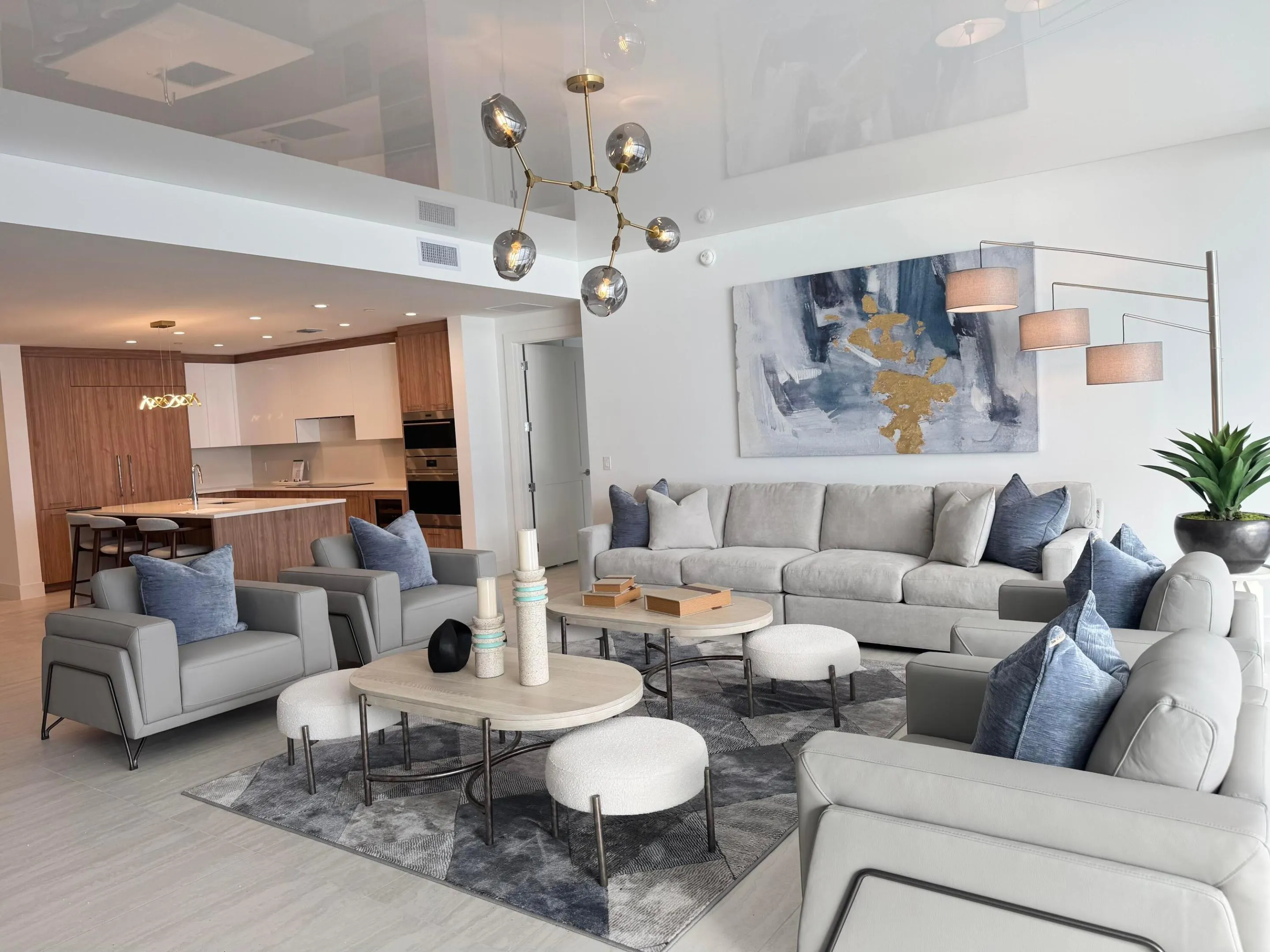 153 N Seabreeze Boulevard #2401-S