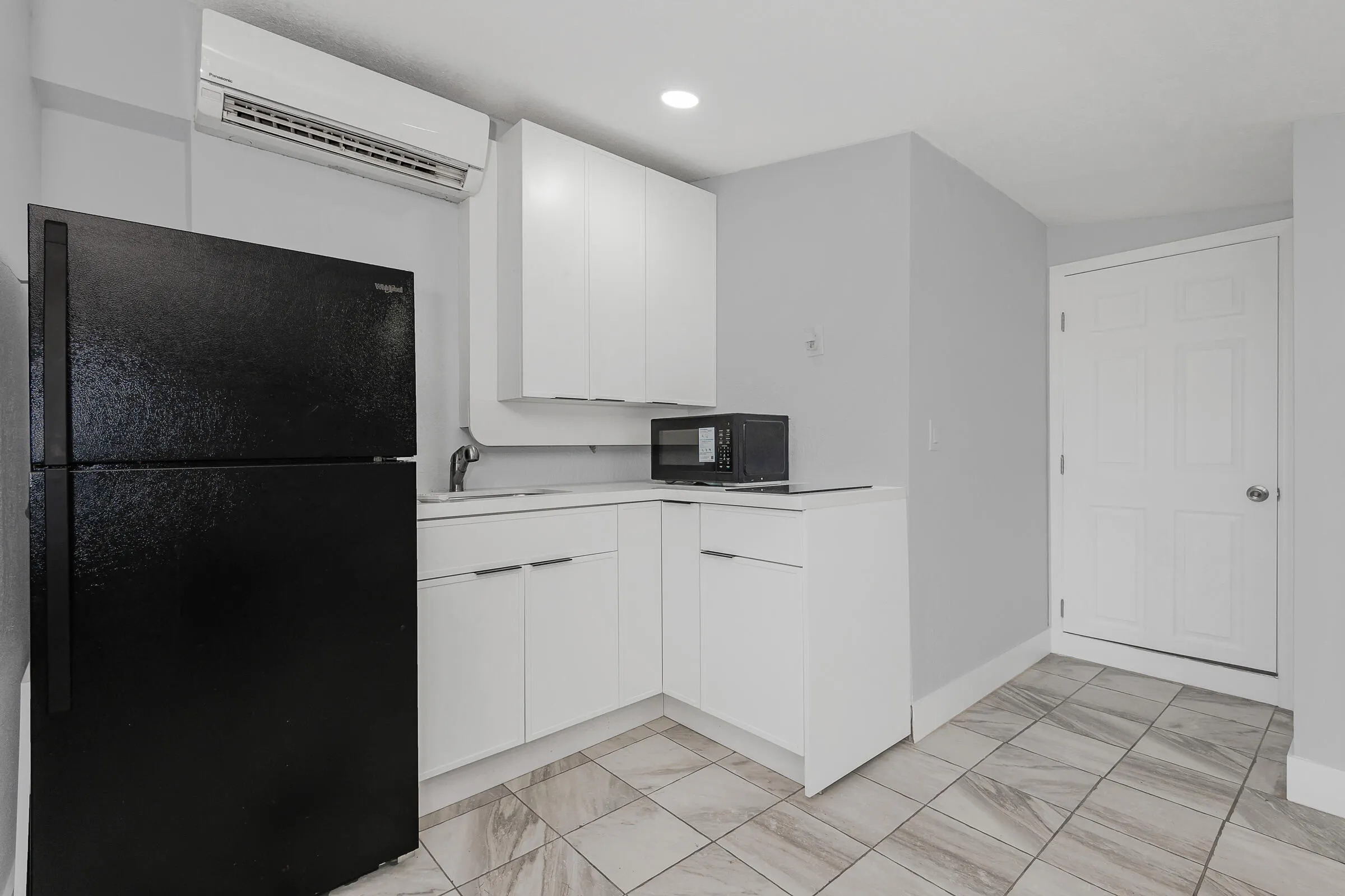5261 NW 11th Street