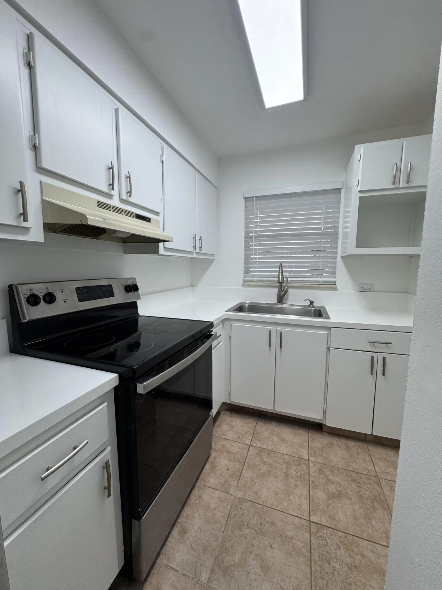 510 LAKE SHORE Drive #16