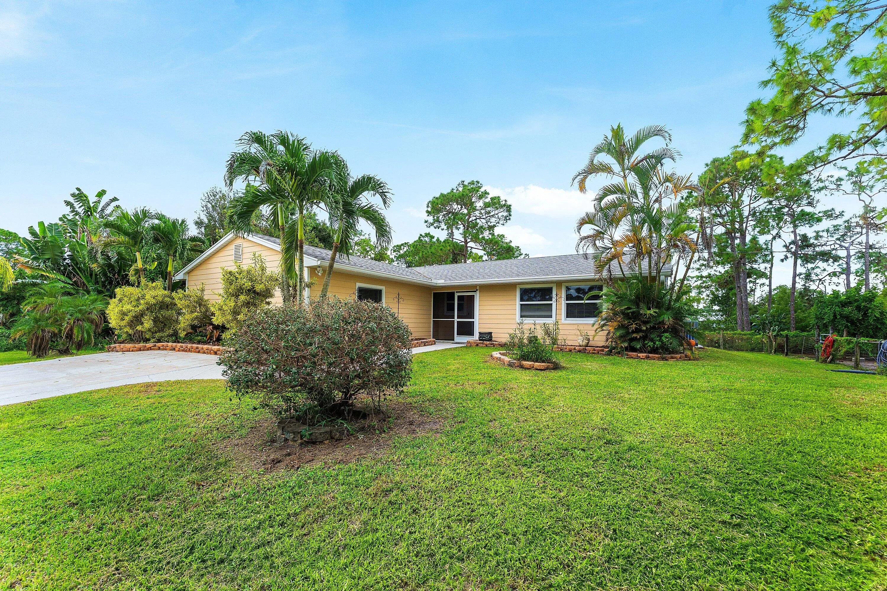 12946 66th Street N