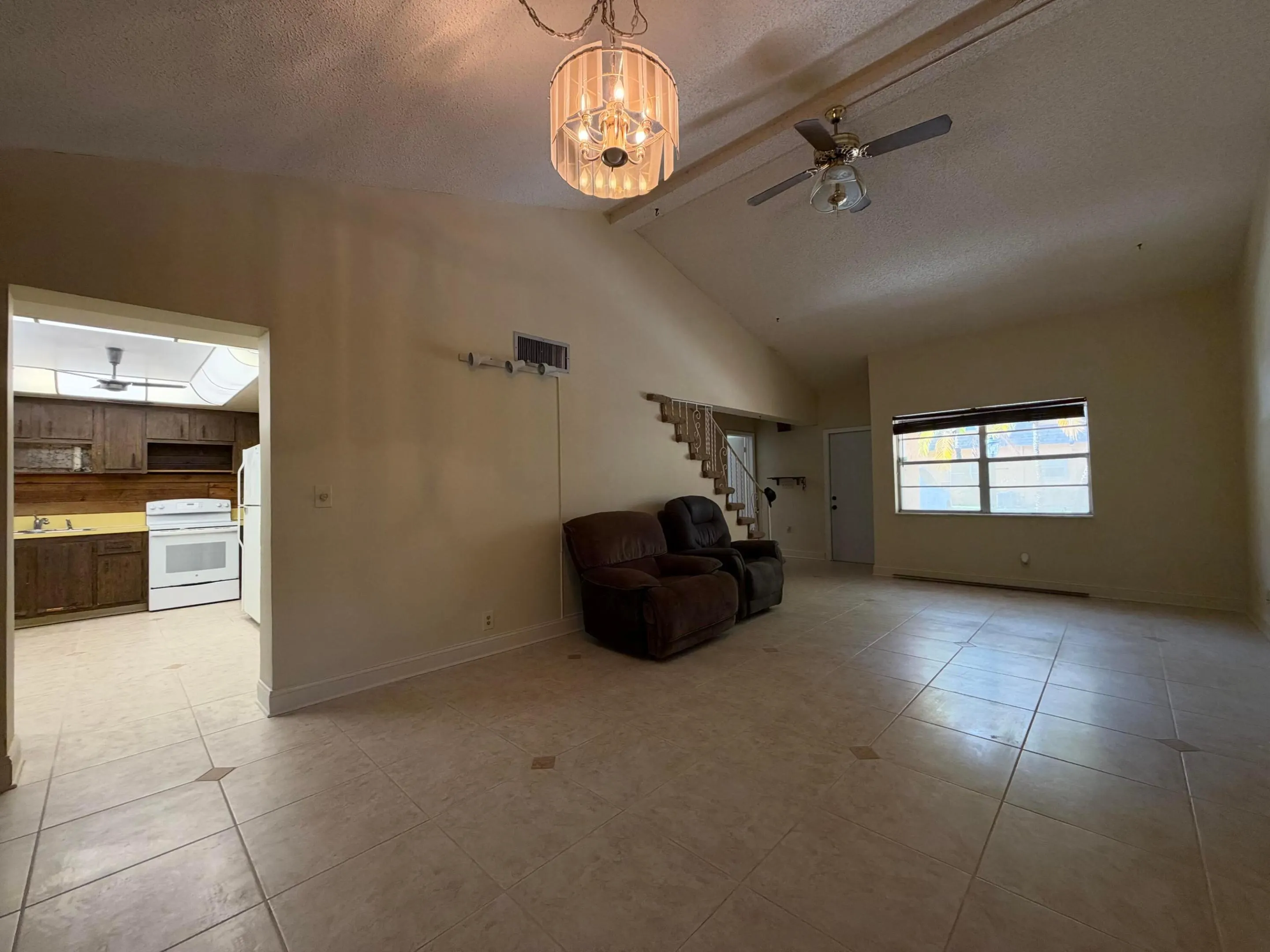 7333 W SUNRISE Boulevard #7333
