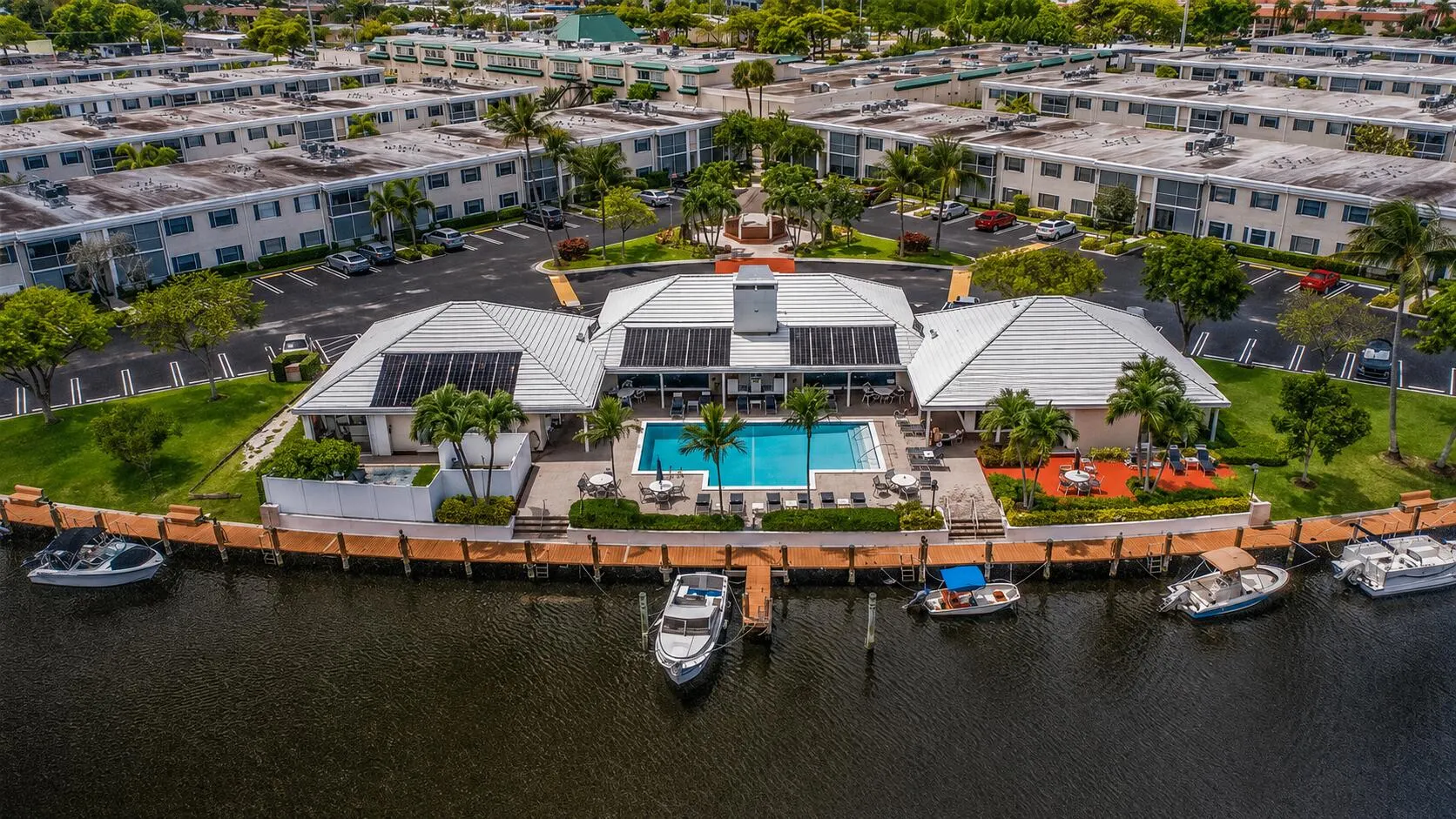 150 CYPRESS CLUB Drive #533