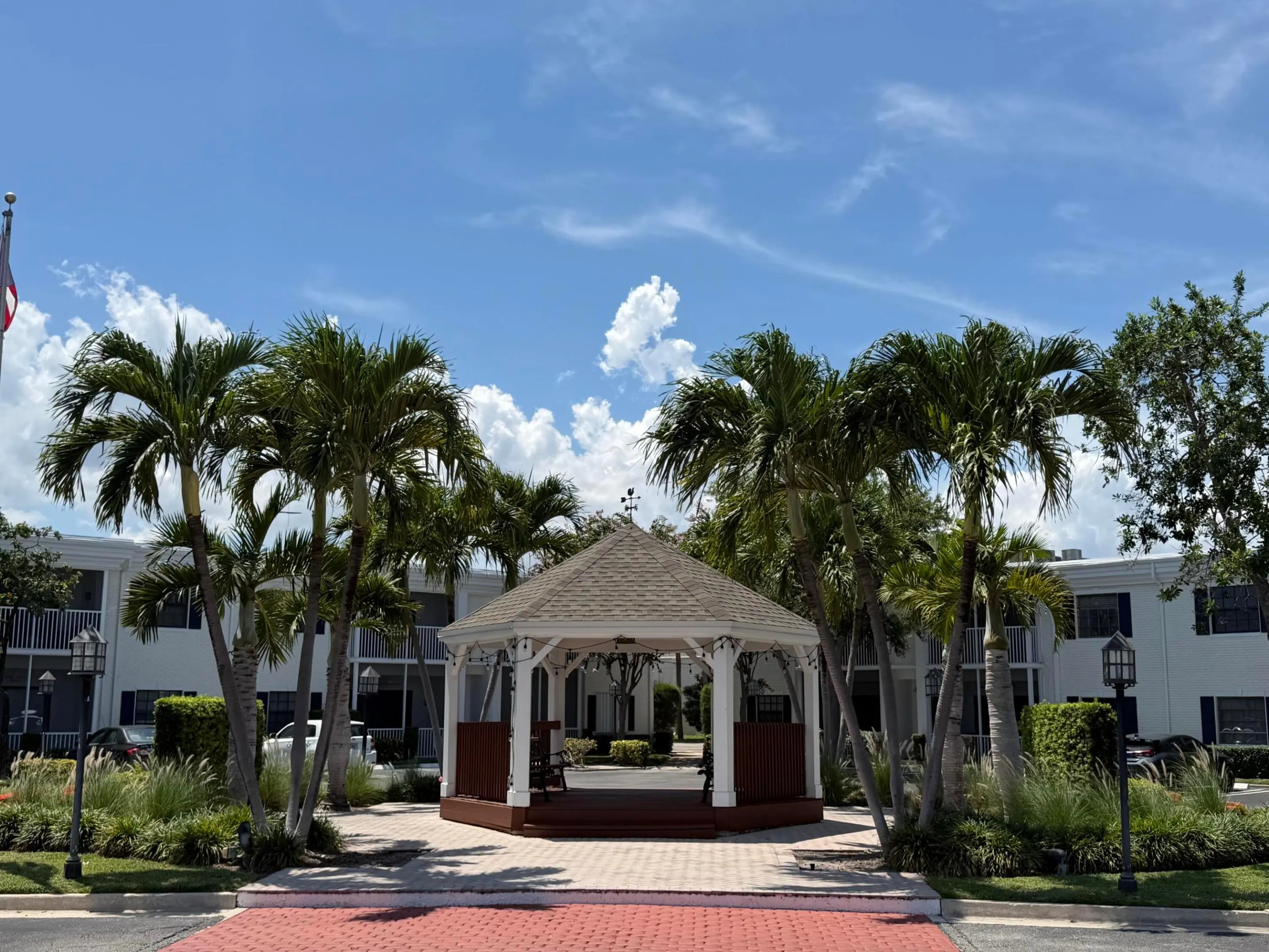 150 CYPRESS CLUB Drive #533