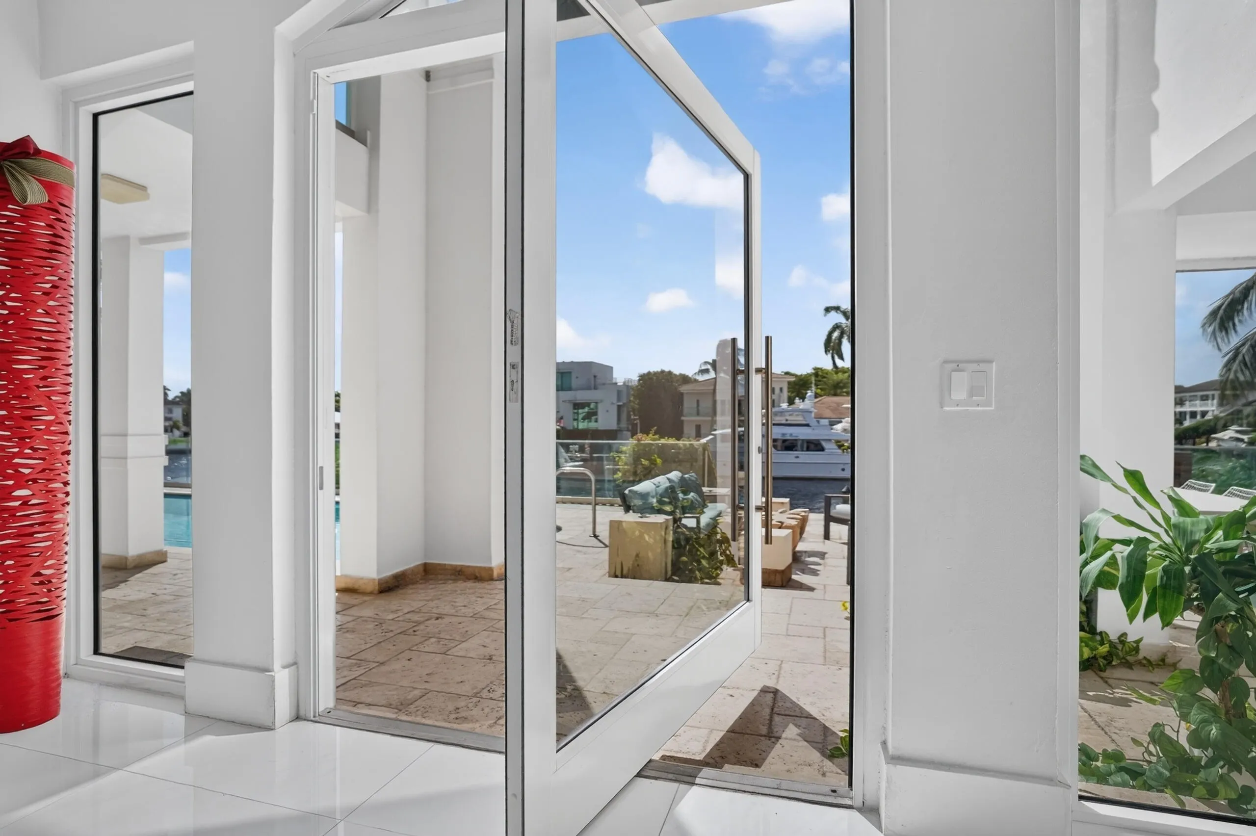 1080 San Pedro Avenue